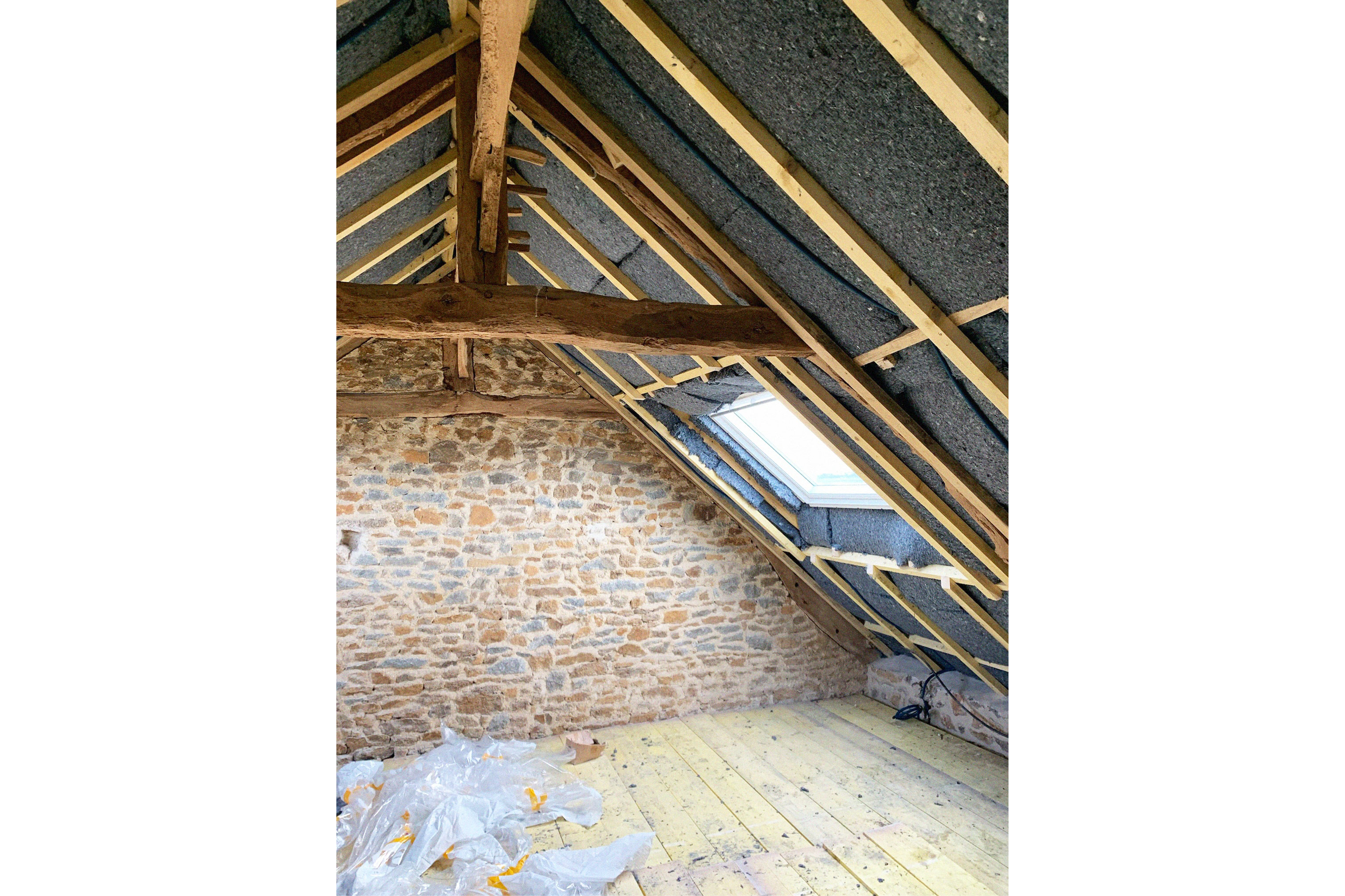 Bassin breton, réhabilitation d'une ancienne grange, Epiniac (35) - 2023 - livré