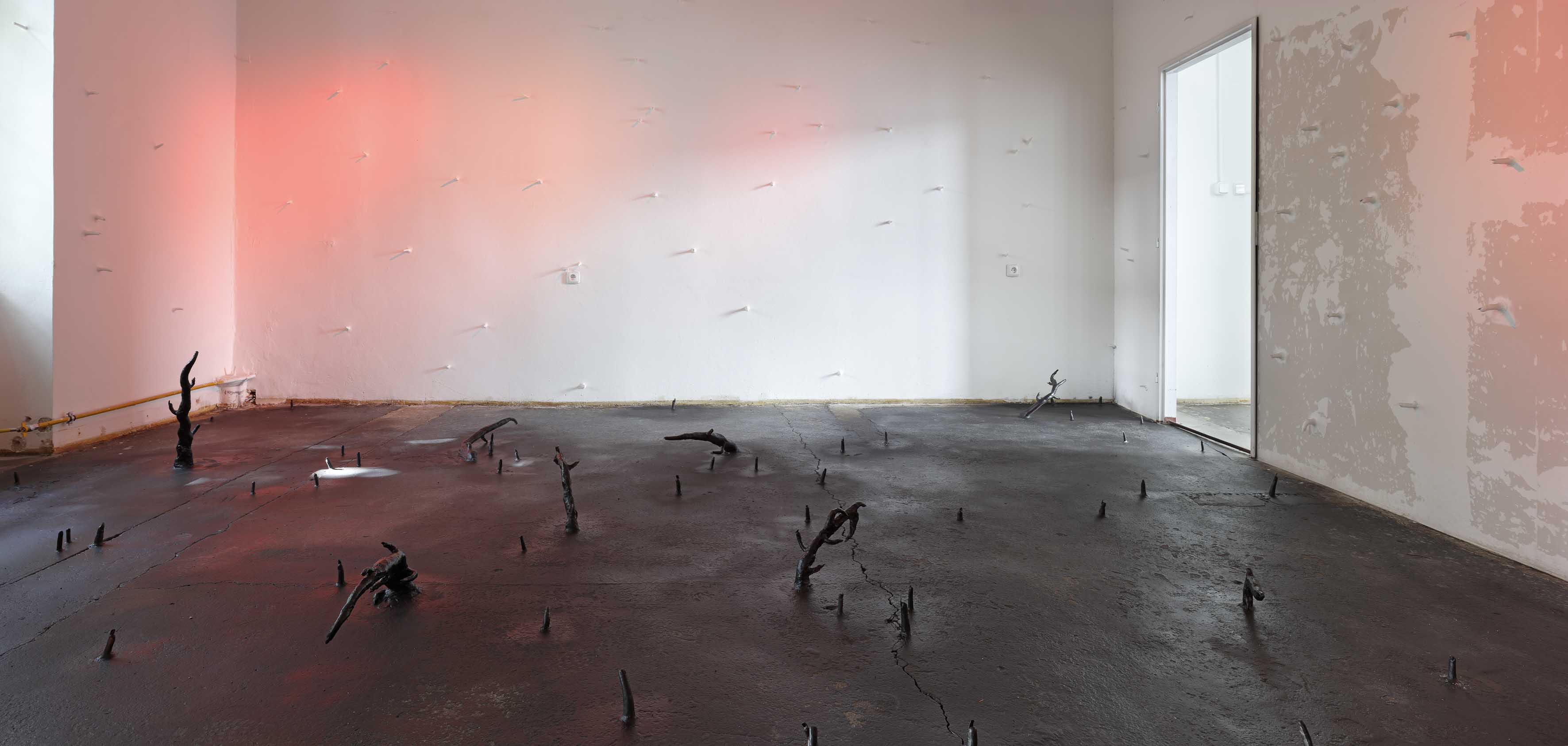 BOND by LILLA GOMBOS at GALÉRIA FRANTIŠKA DRTIKOLA PŘÍBRAM curated by MAGDA DANEL [from 20250606 to 20250912] [Photo: Martin Polák]