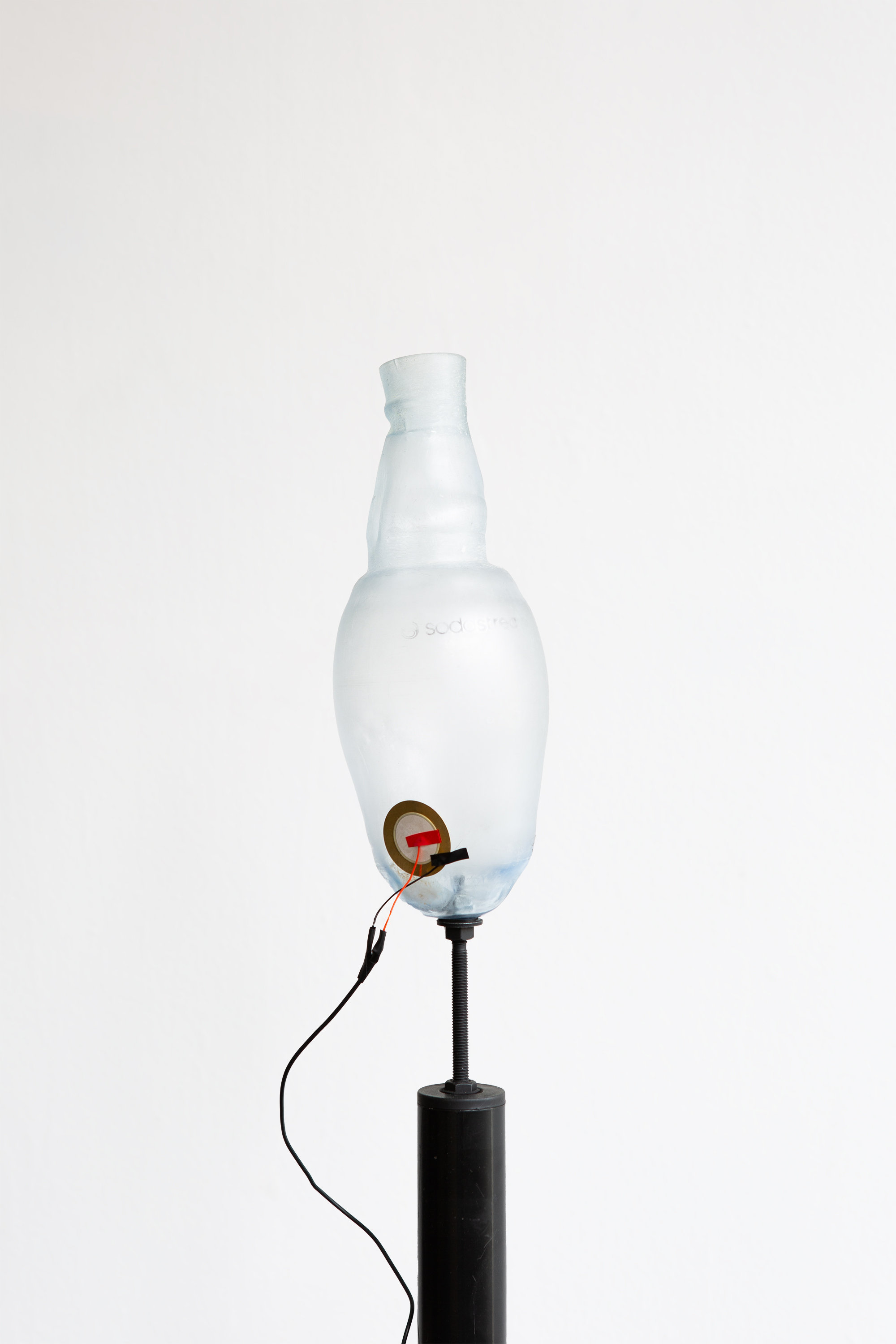 James Nunn, Chamber Pieces: False Sail, 2025, installation detail, Blindside, Melbourne. Photo: James Nunn.