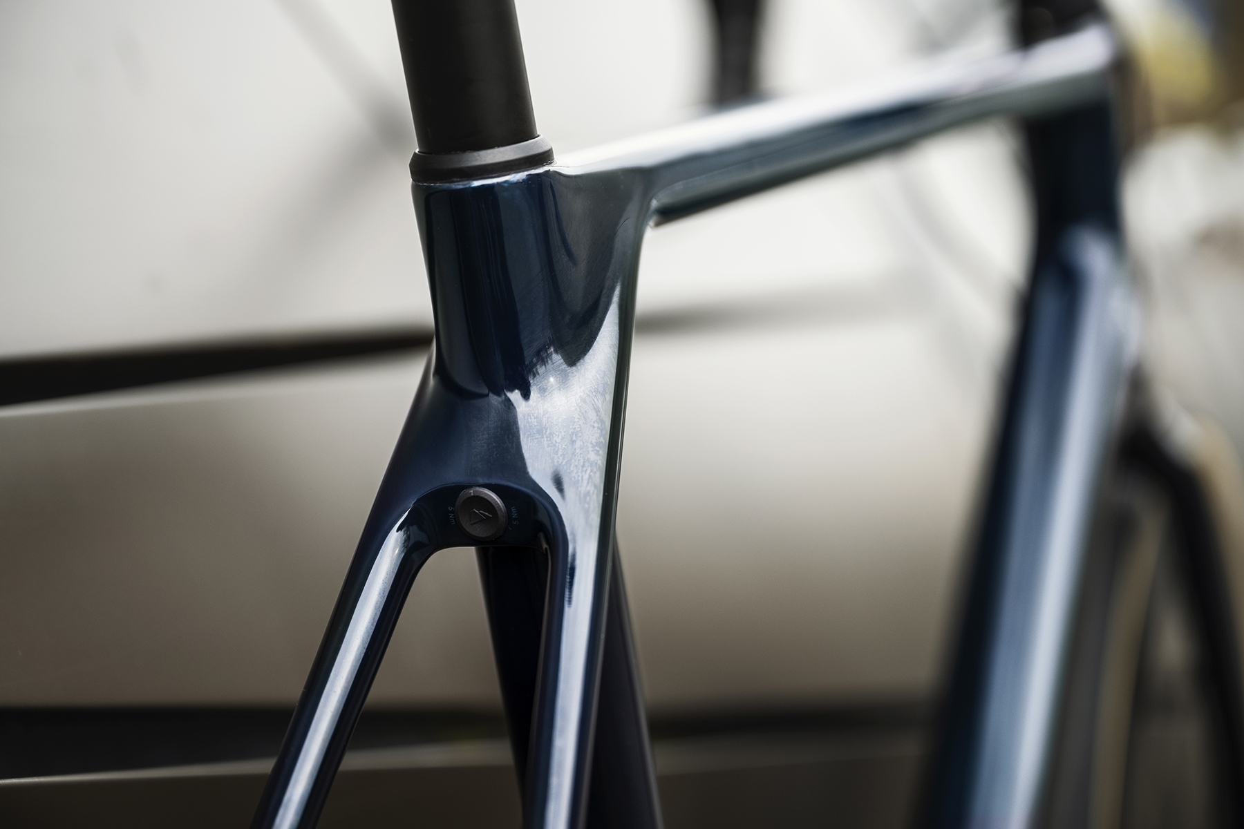 Canyon Ultimate CF SLX8.0 — snobici.cc