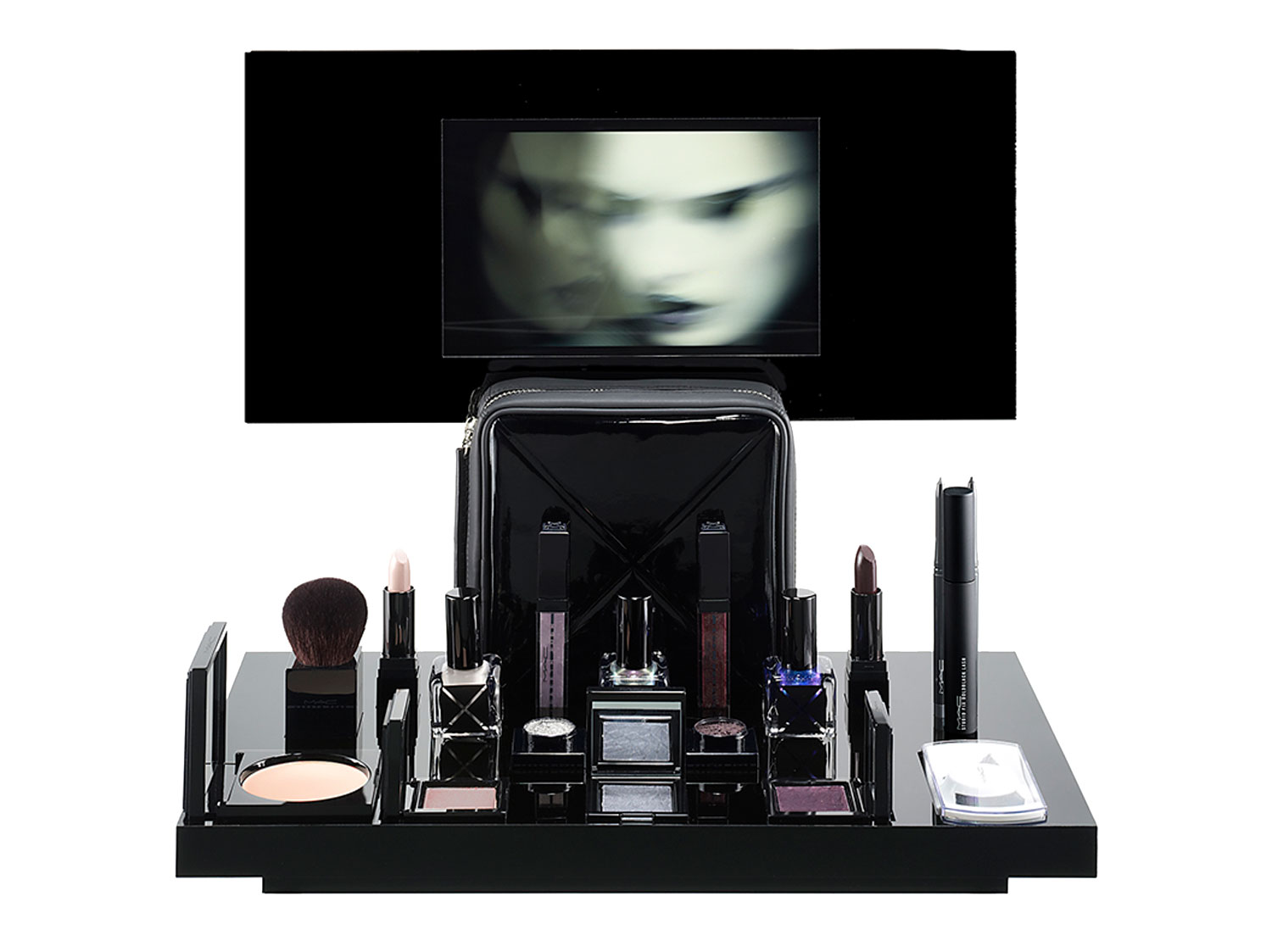 Gareth Pugh 2011 collection - launch displayer with video display