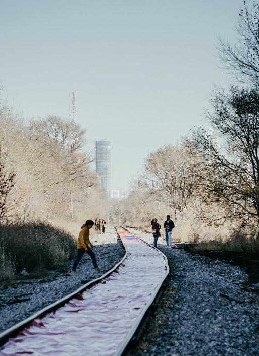 Crossing Lines, a project by Latent Design was a part of the 2023 Chicago Architecture Biennial. 