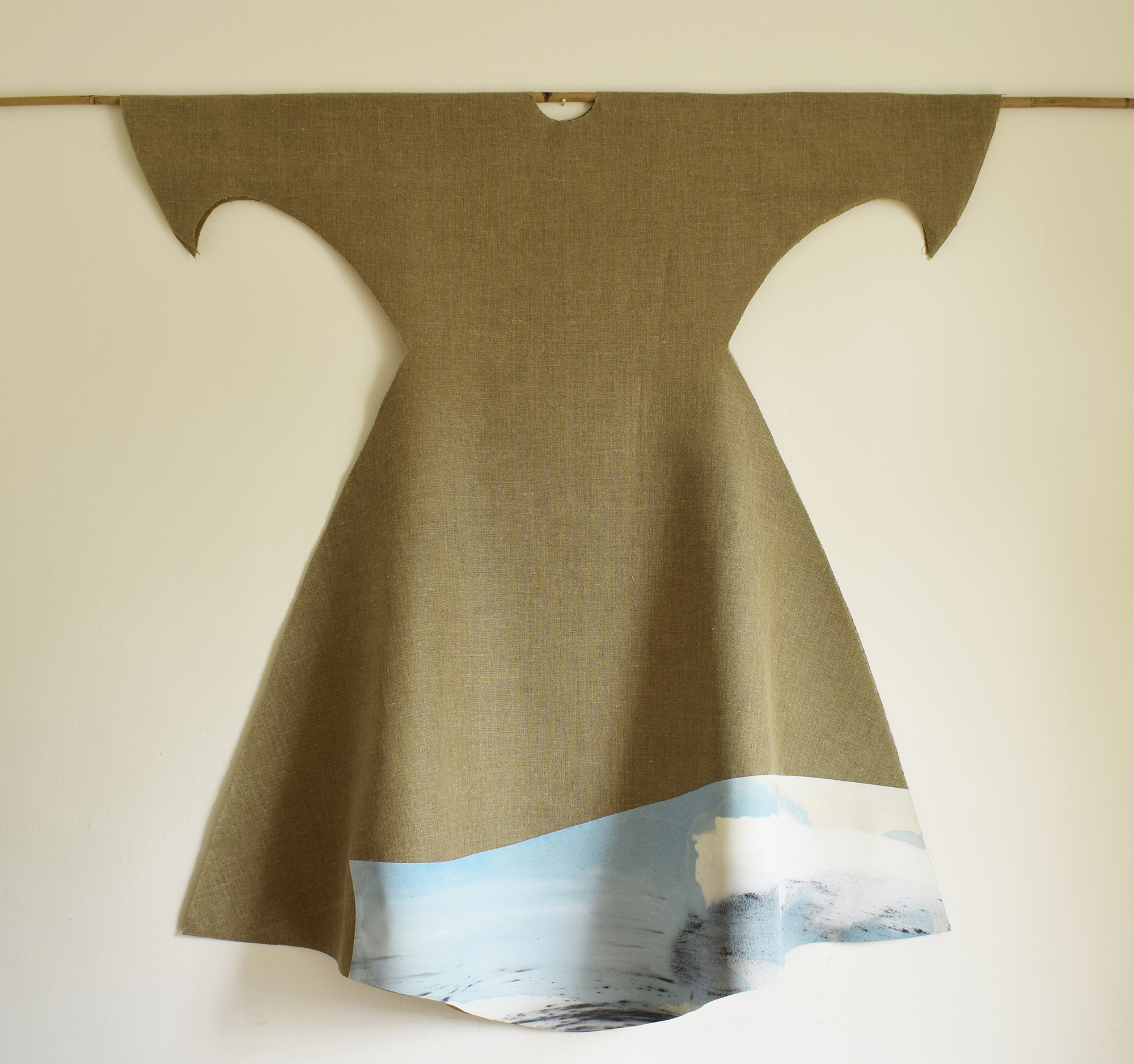 Great wave, series remained – 2016, fabrics, 200 x 170 cm