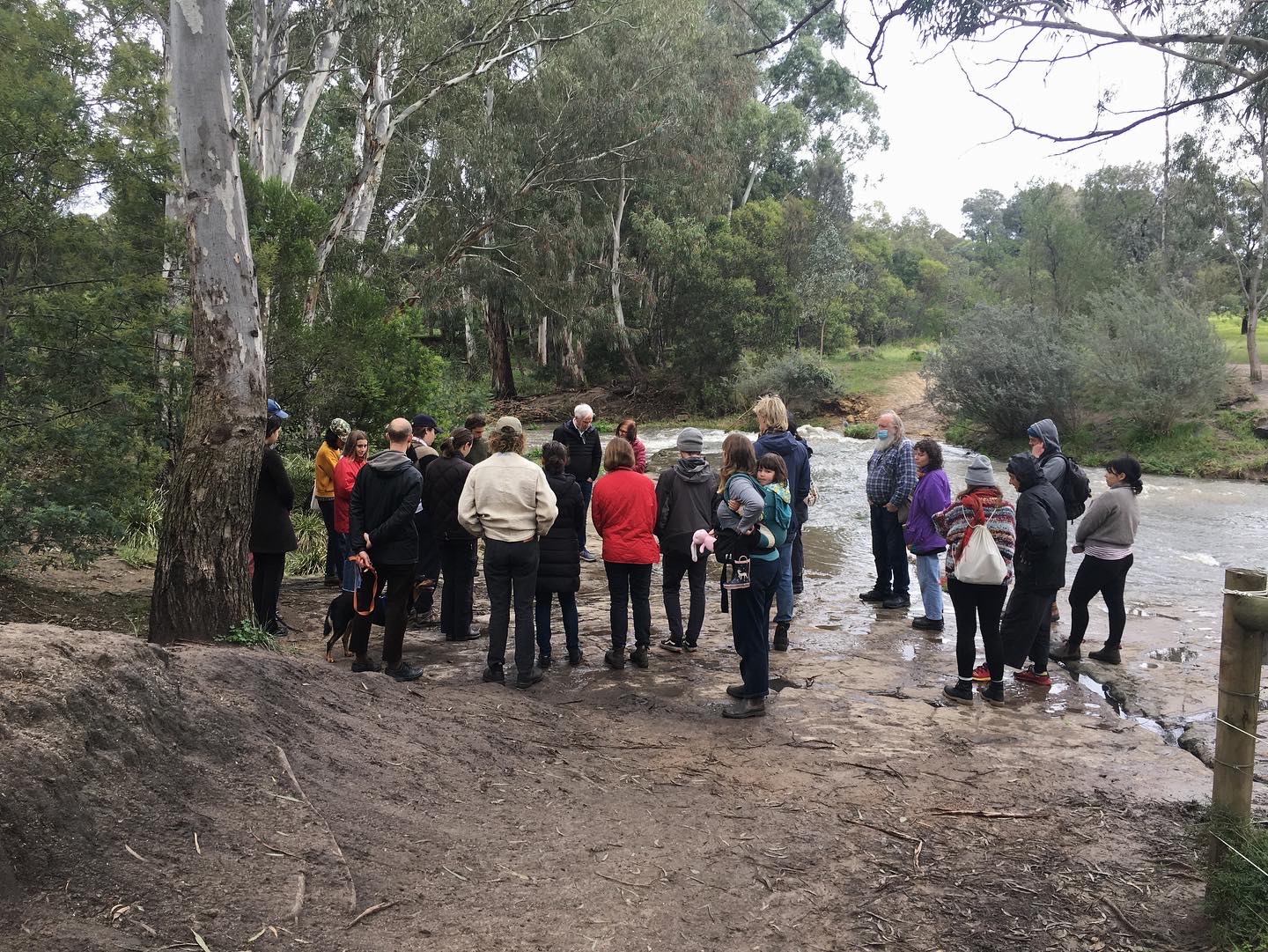 geology walk, edgars creek, winter 2021