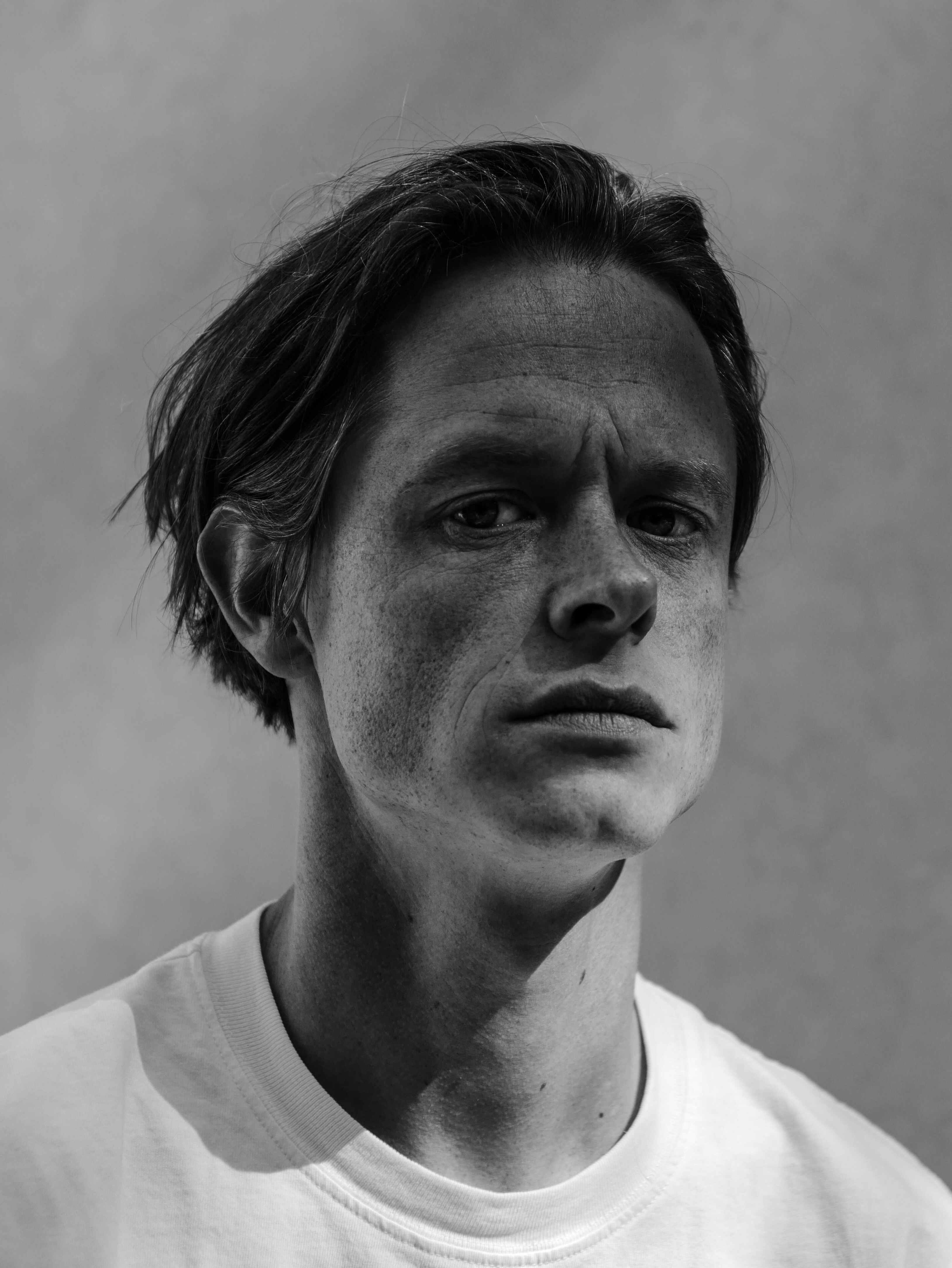 MAN OF MANY FACES . Rik