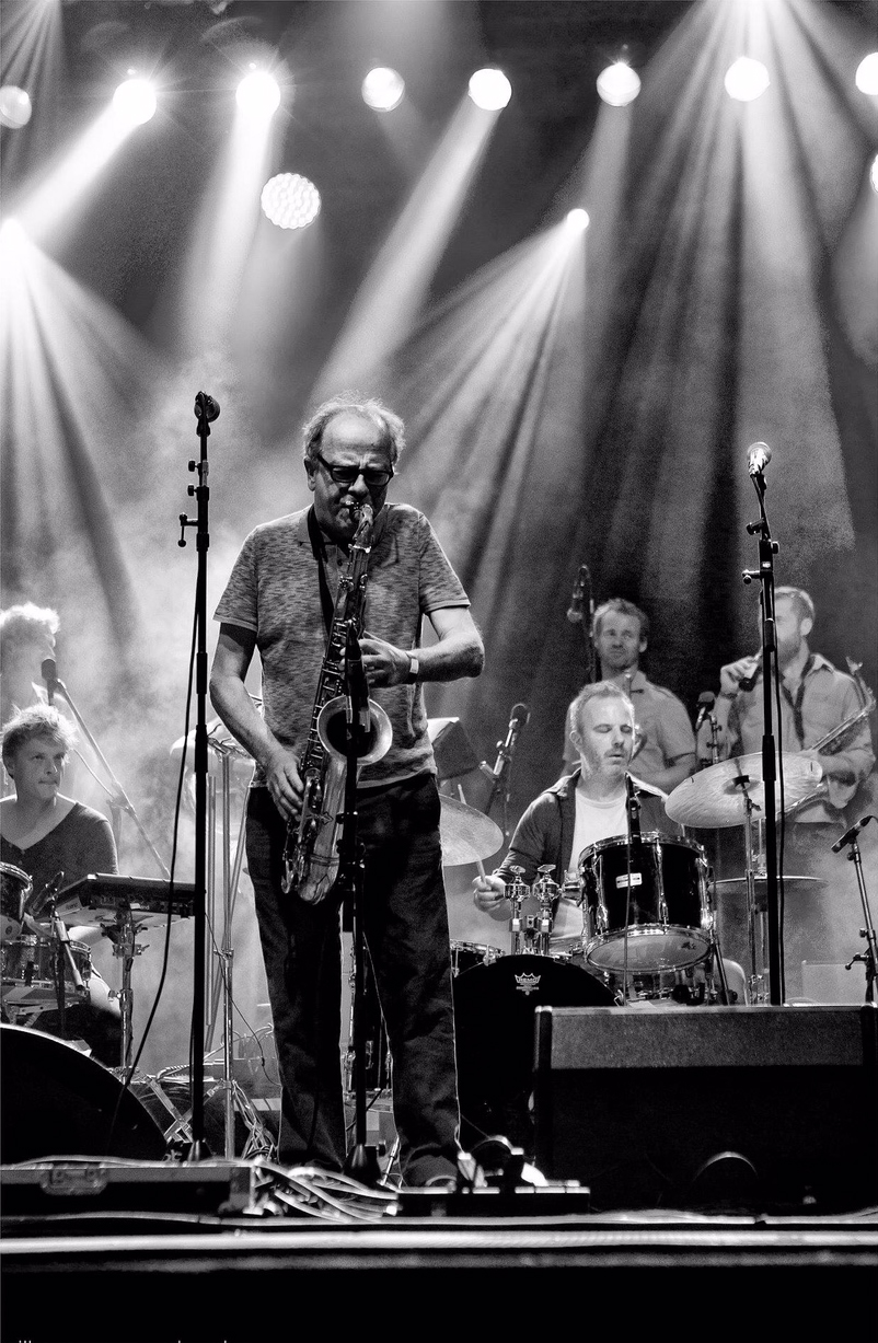 © WILLEM VAN CAUWENBERGHE