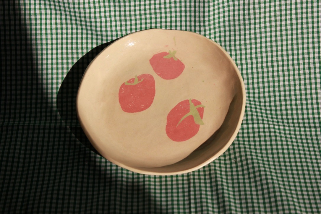 Squashed tomato plate, 2023, stoneware