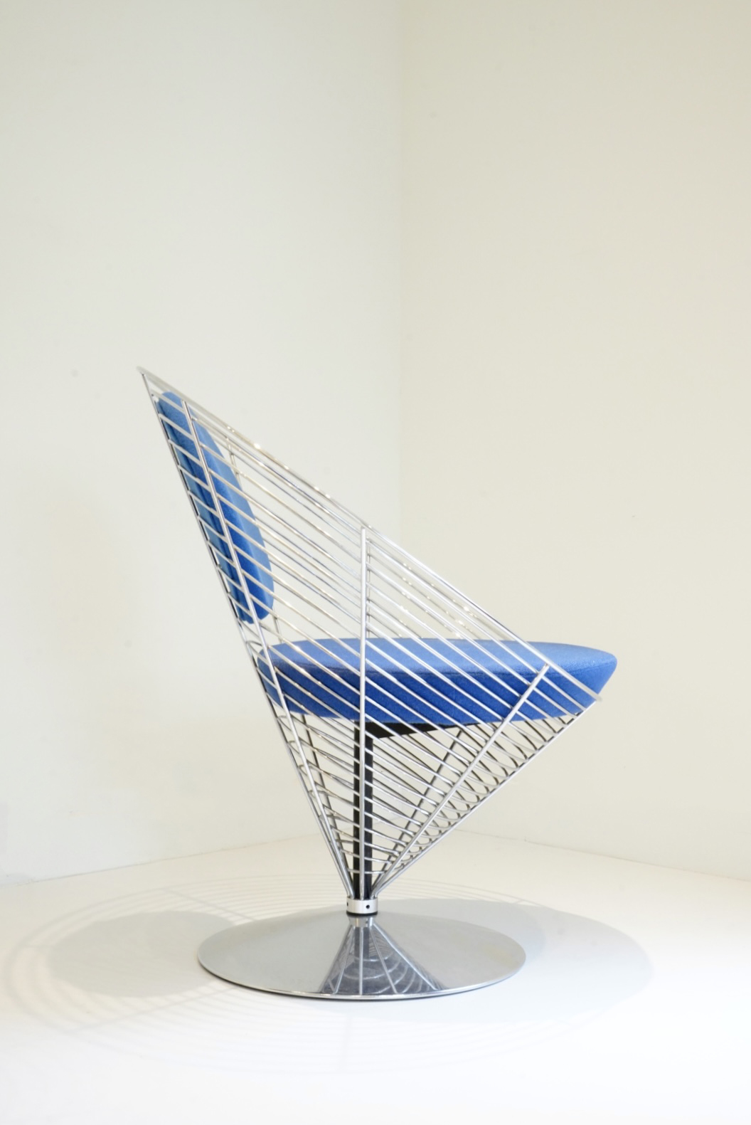 Verner panton discount wire cone chair