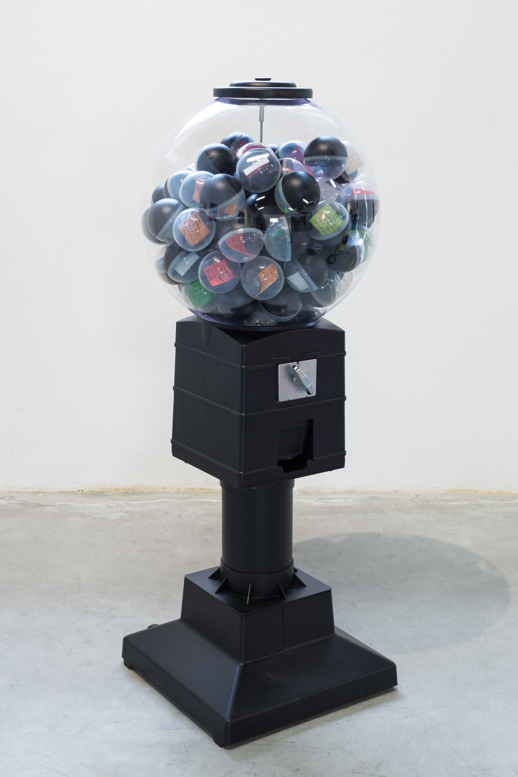 Inspiring Misfortunate Message. 2015Gift dispenser134 × 47 × 47 cm