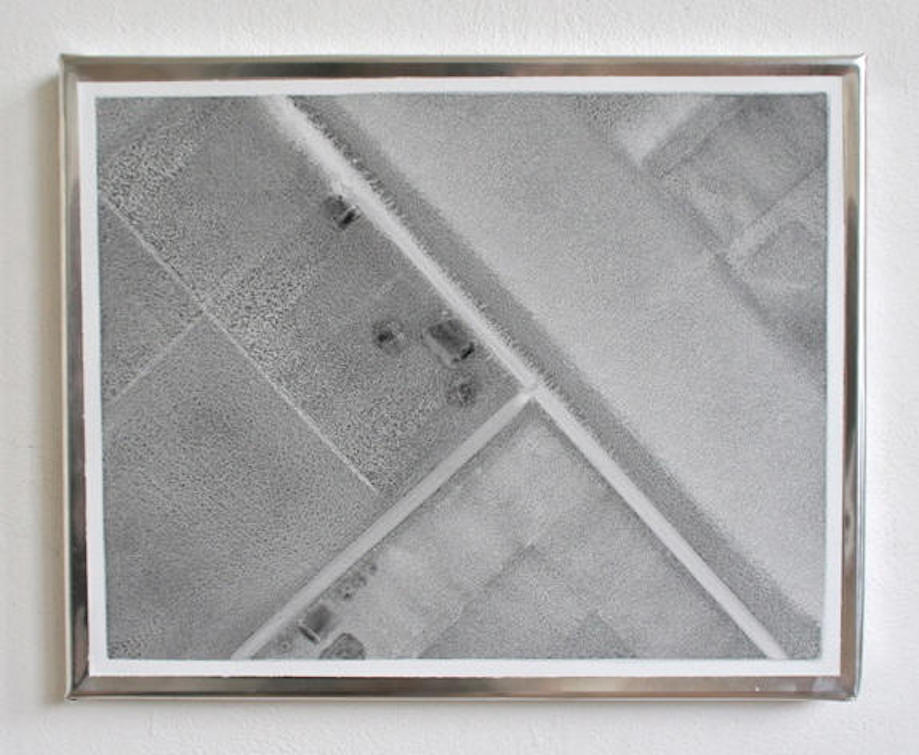 Untitled(10.12AM) 40 x 50 cm, egg-tempera on aluminium, 2016, Collection Centraal Museum Utrecht