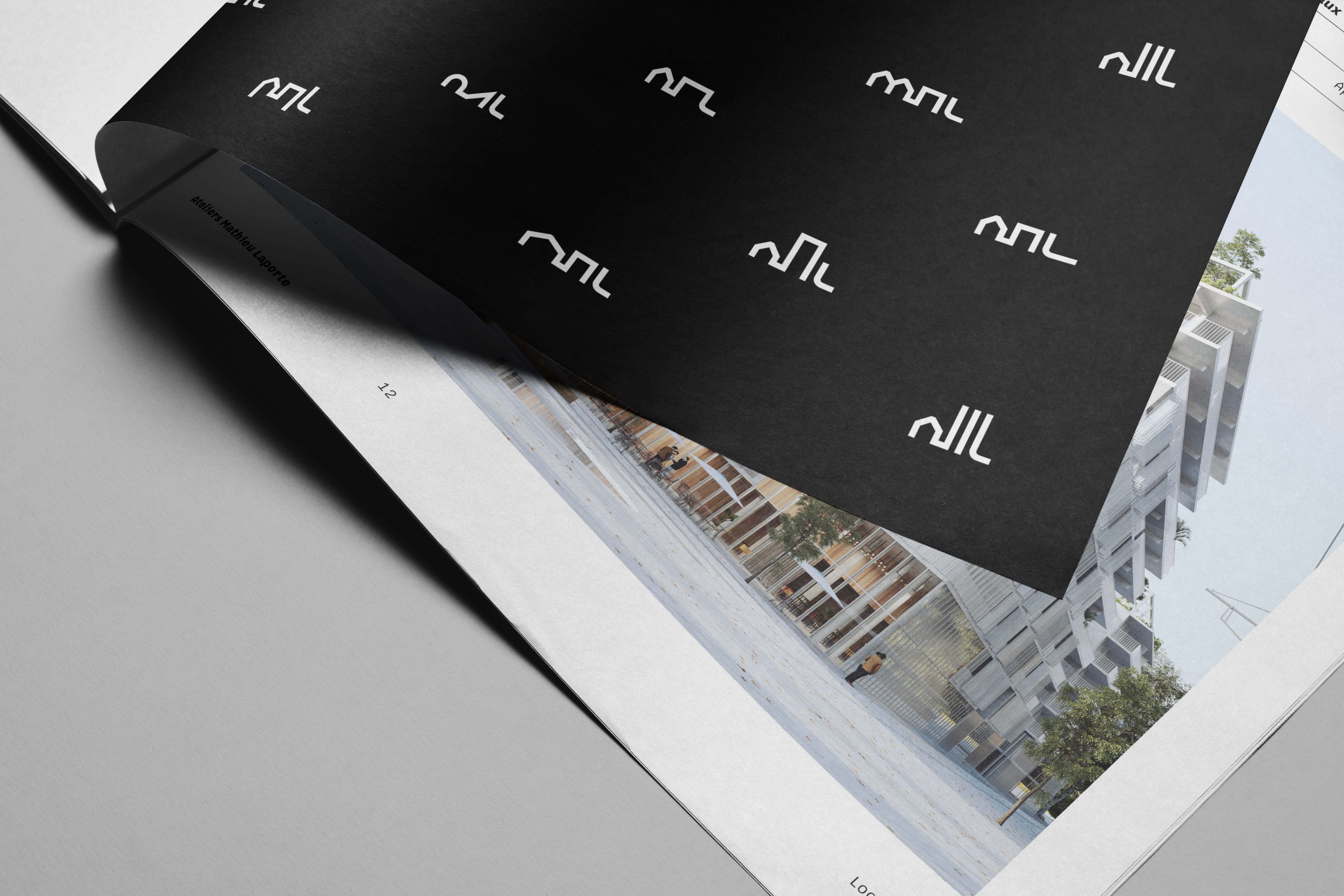 Page intérieure du book agence