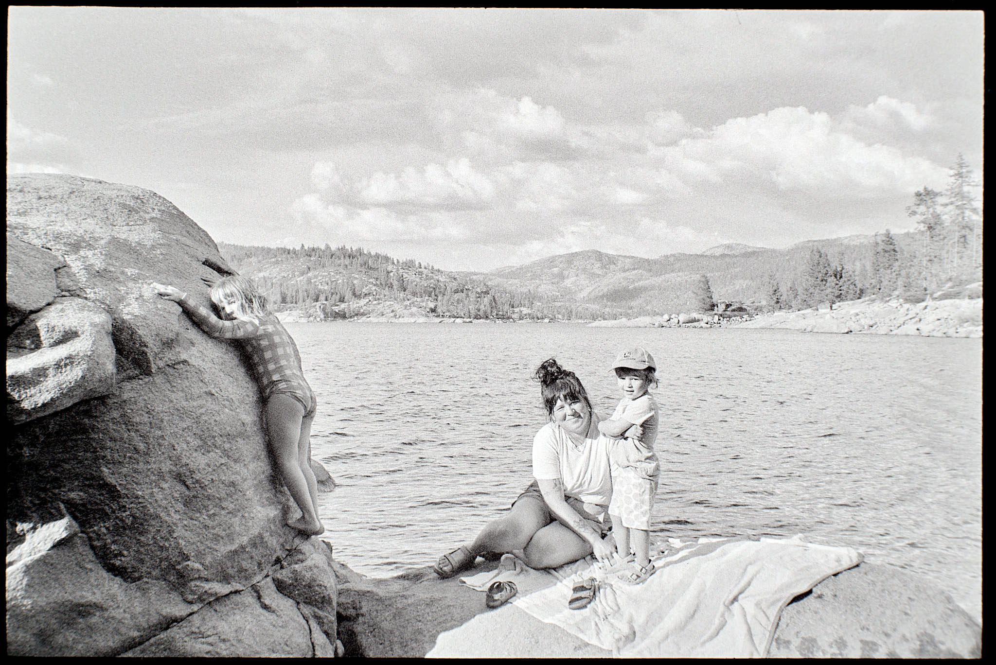 Finn, Katie and Buz at the reservoir, 2023.