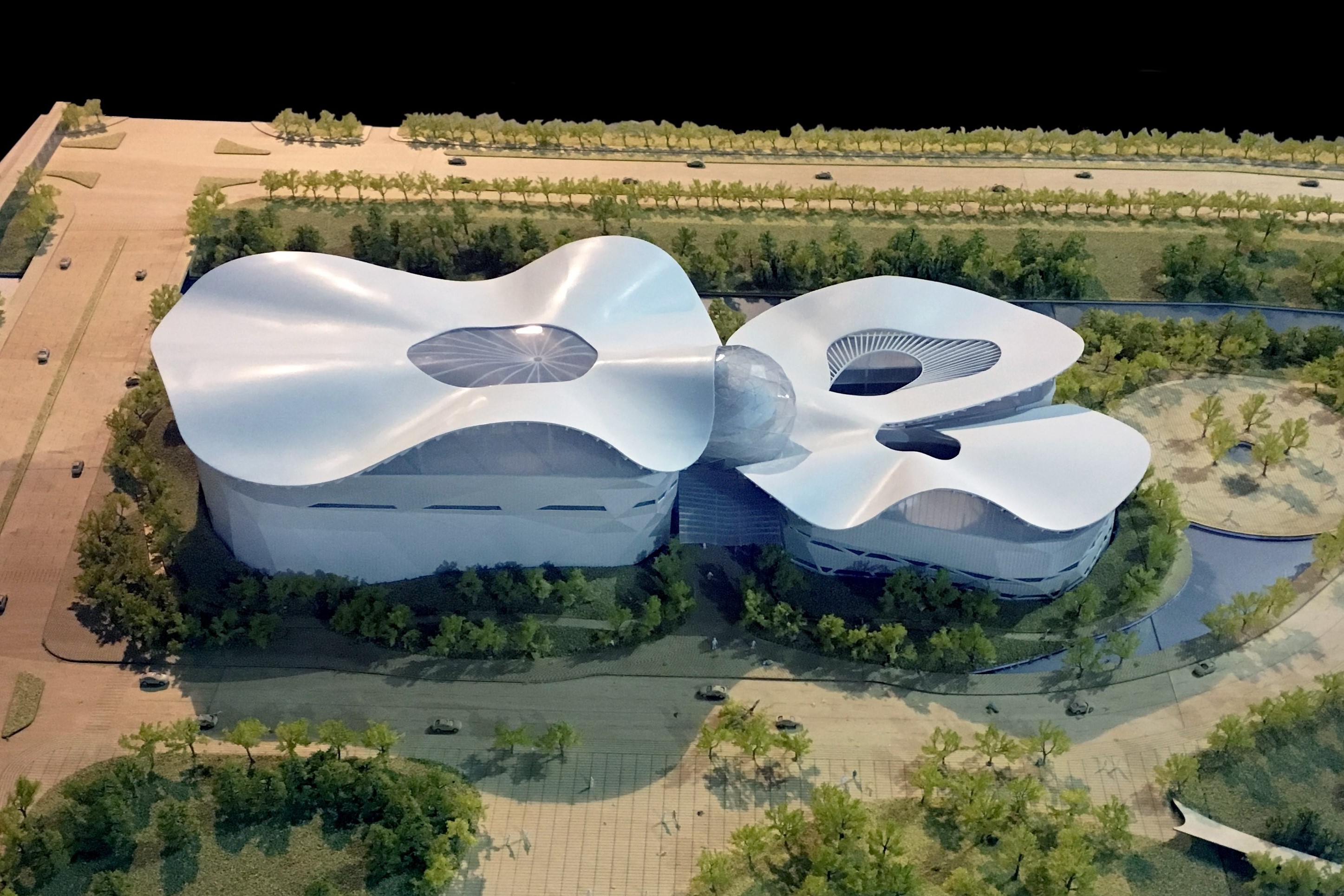 HENAN SCIENCE AND TECHNOLOGY MUSEUM