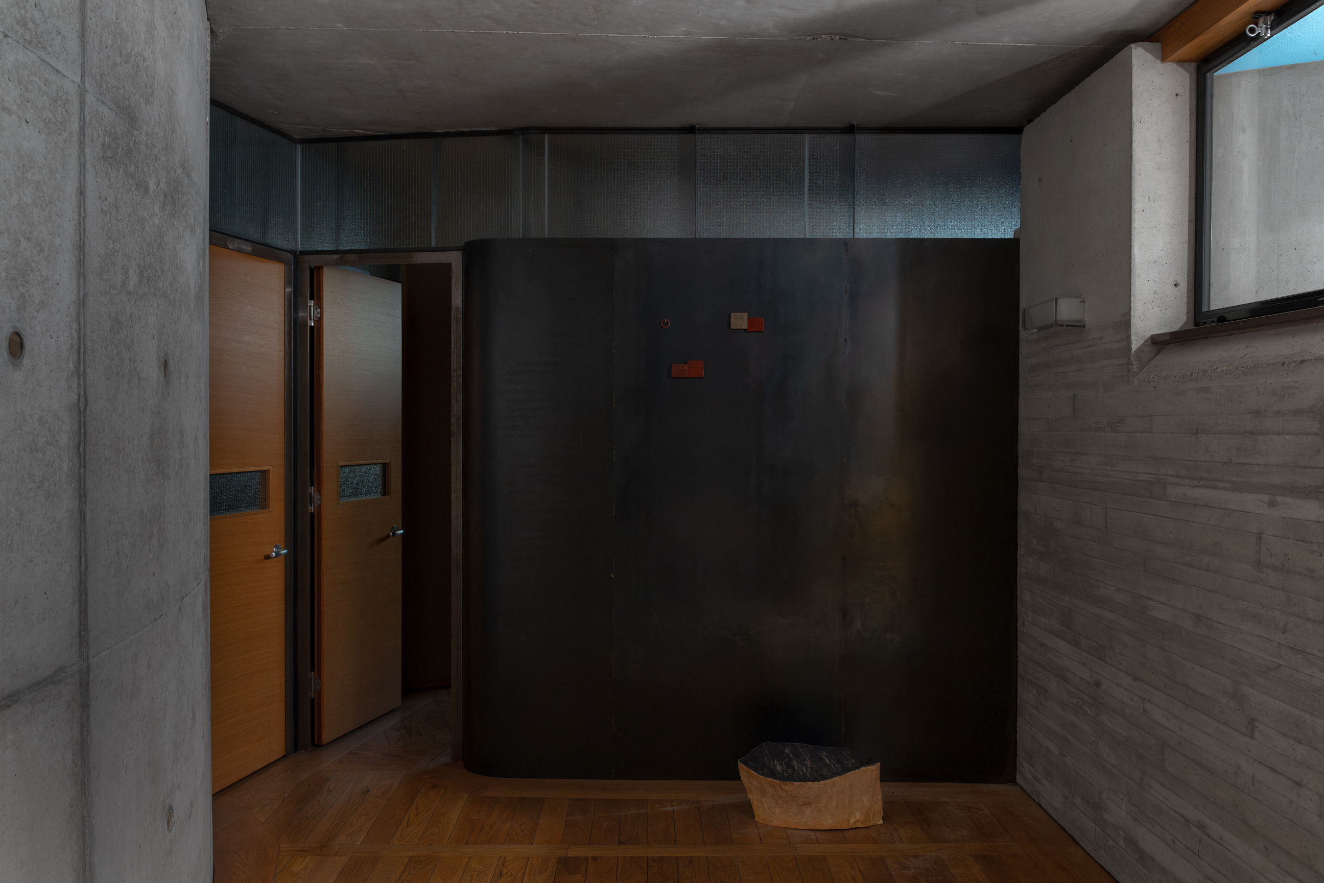 Maiko Tsutsumi / Corvi-Mora