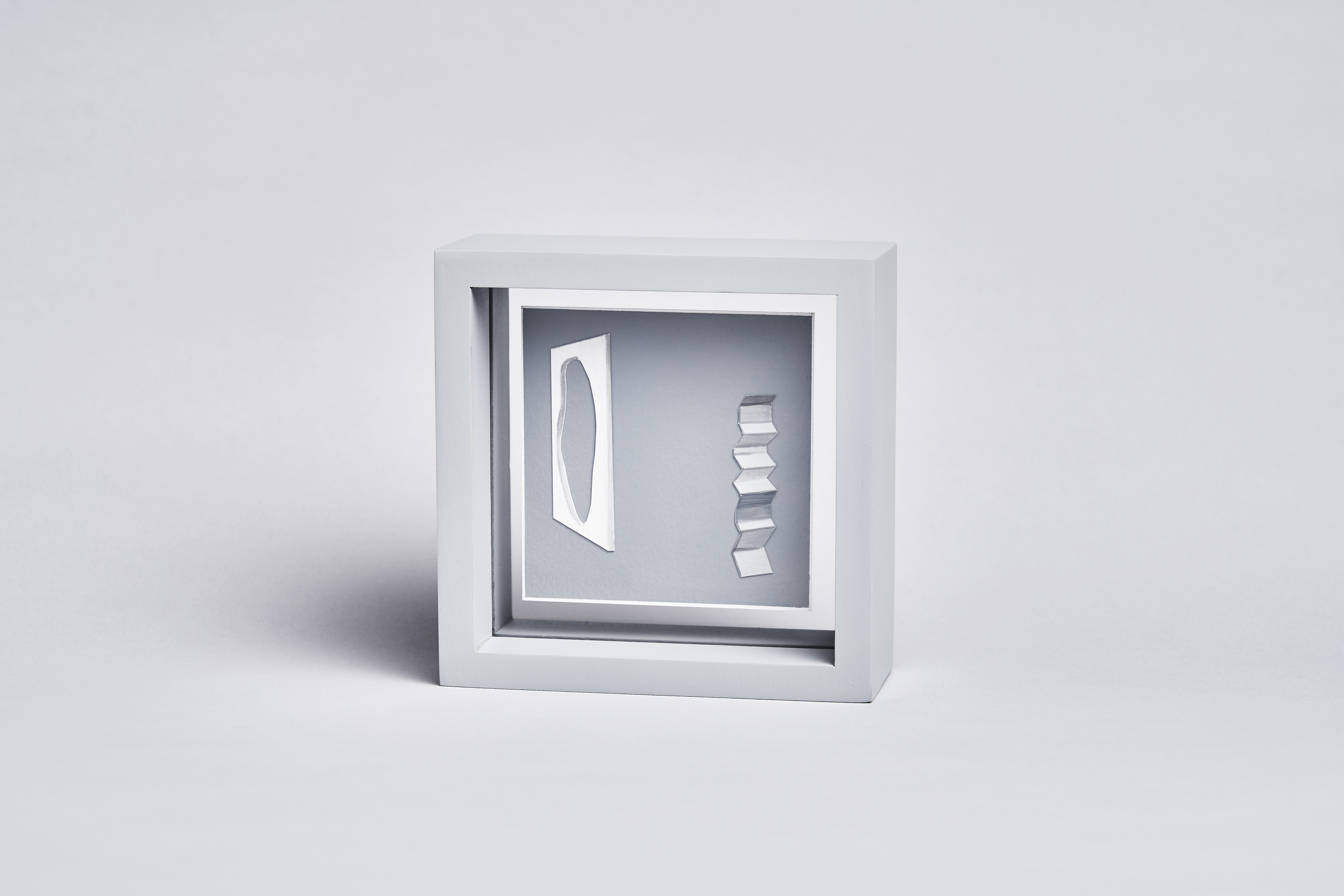 Box1, acrylic on paper, acrylic panel, wood frame, 11x11x4.5cm