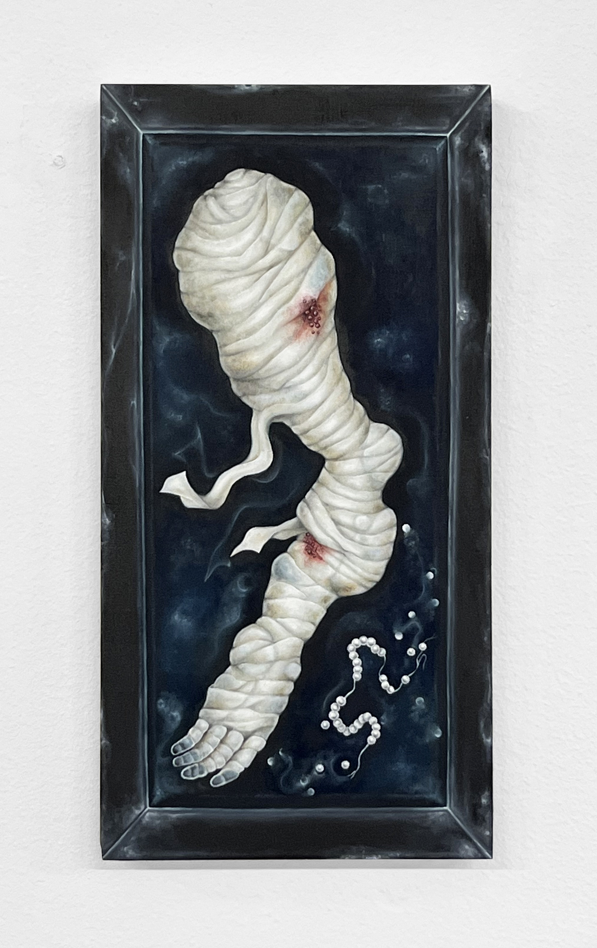 Tashi Fay, Untitled (jewel casket), 2023. Oil on panel, 12 x 6 inches.