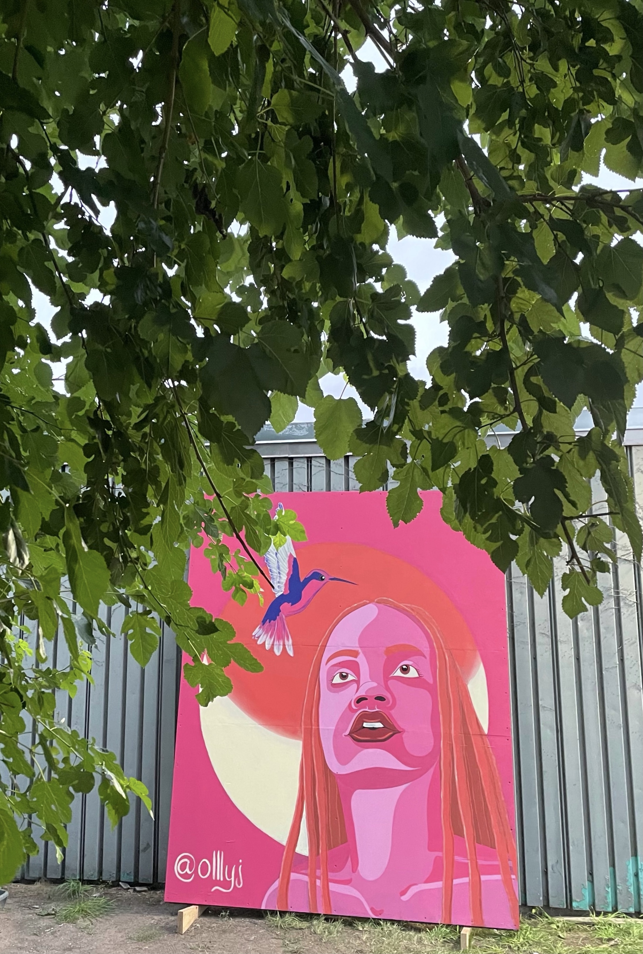 mural located at Southeast Side Chicago Food Pantry / sponsored by Redbull / 2021 