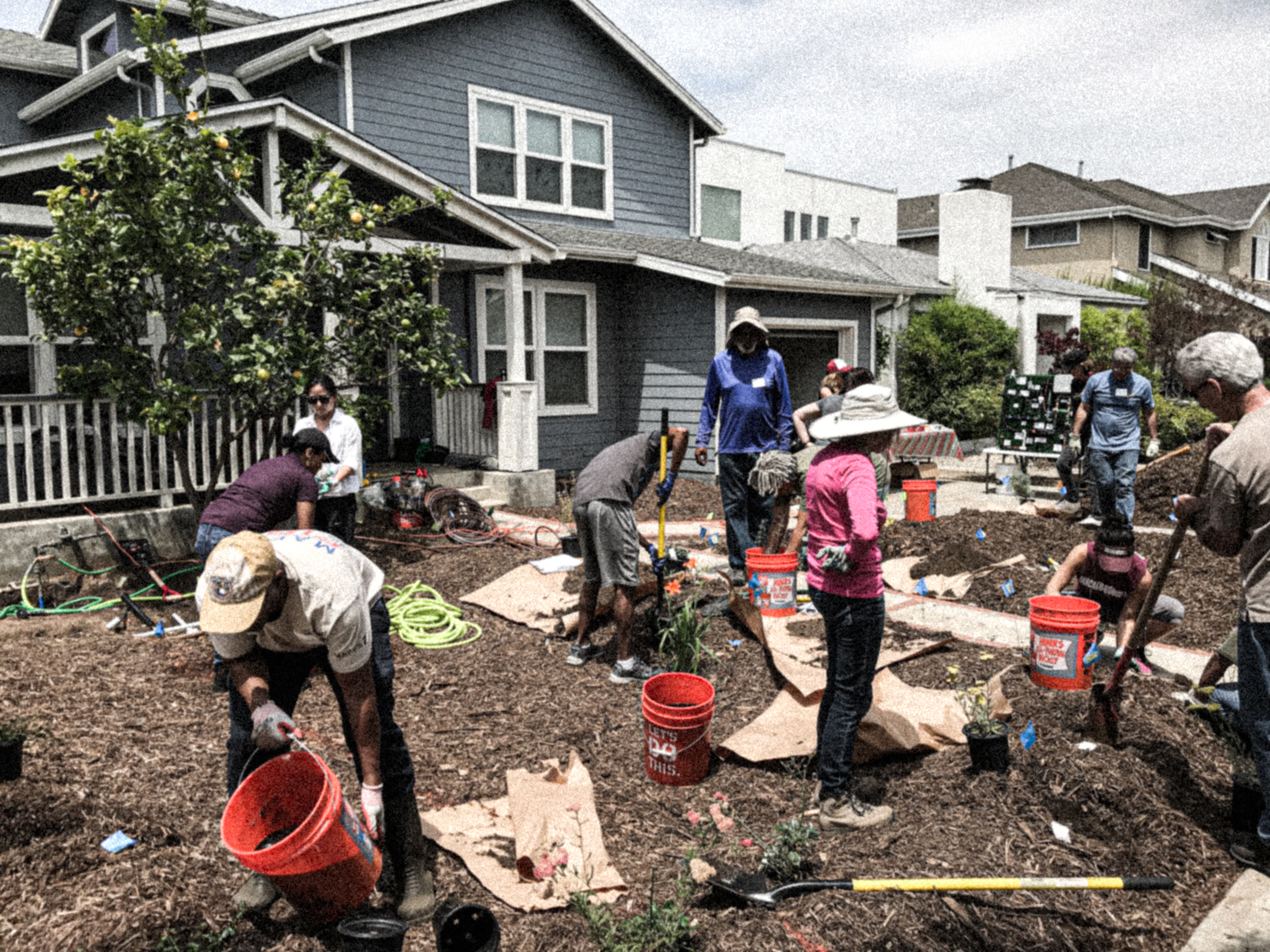https://www.ladwpnews.com/ladwp-turf-replacement-program-offers-free-workshops-and-3-per-square-foot-rebate-to-help-customers-save/