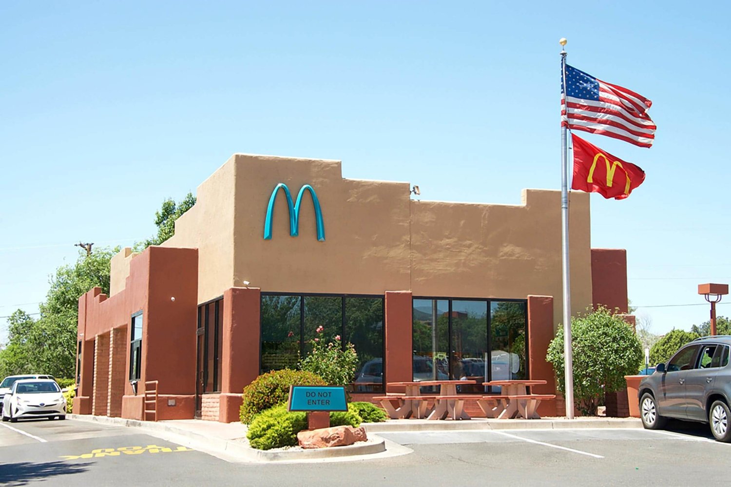 the-design-of-mcdonalds-weirdest-locations-original-shift