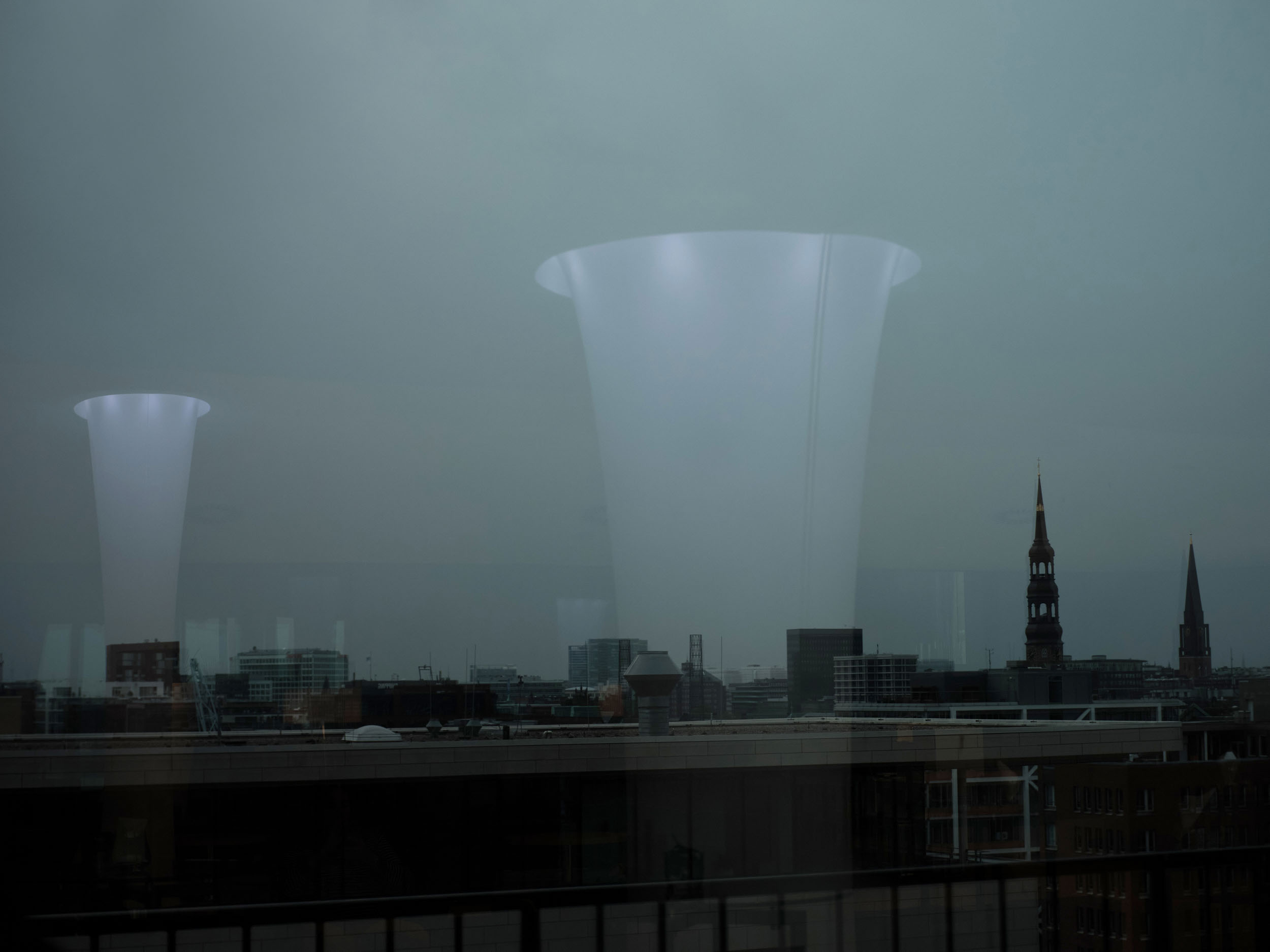 ELYN, Album BORN[E], 2022