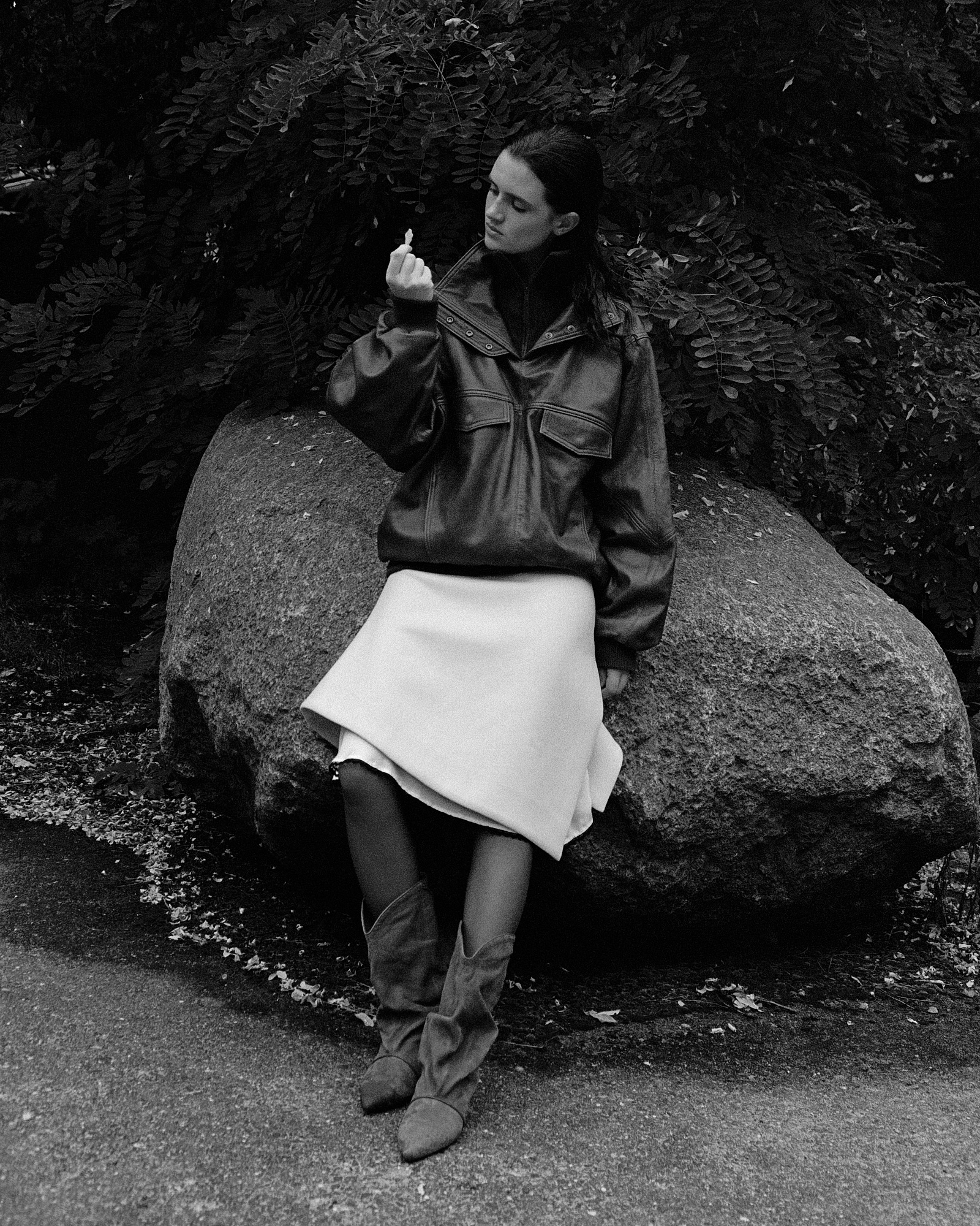 HERE for Shadowplayw/carlotta