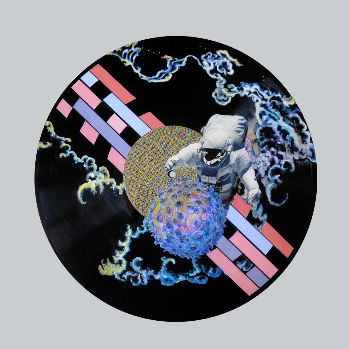 COVINYLE COLLECTION 2020, Série A, no.30, ø 33cm, 46x46cm