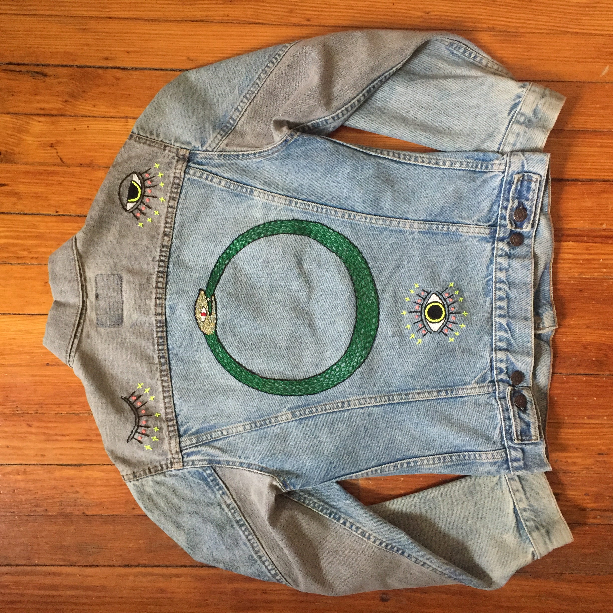 Hand embroidery commission