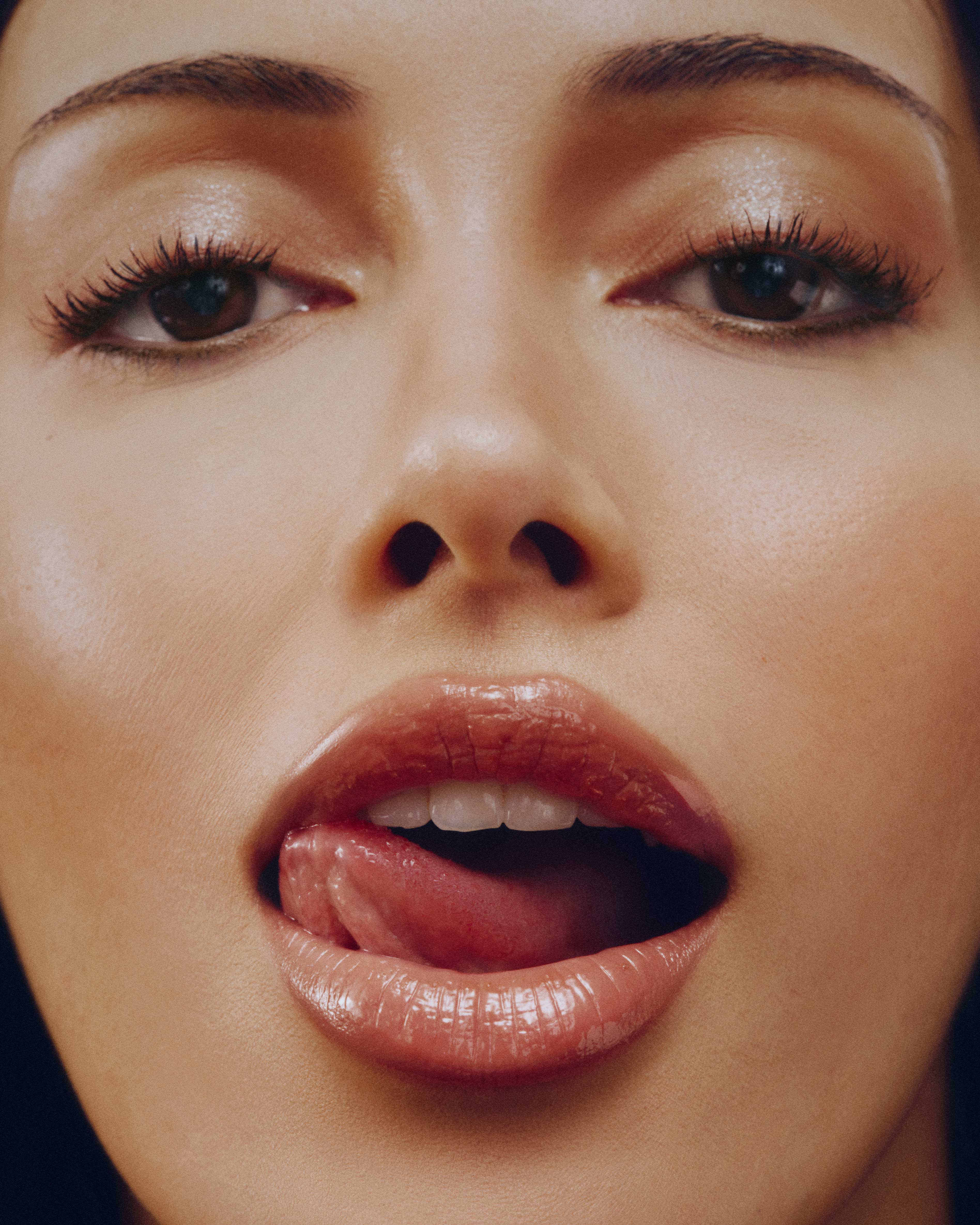  	1/43 	MAC, #Throwback Photography: Raffaele Cariou