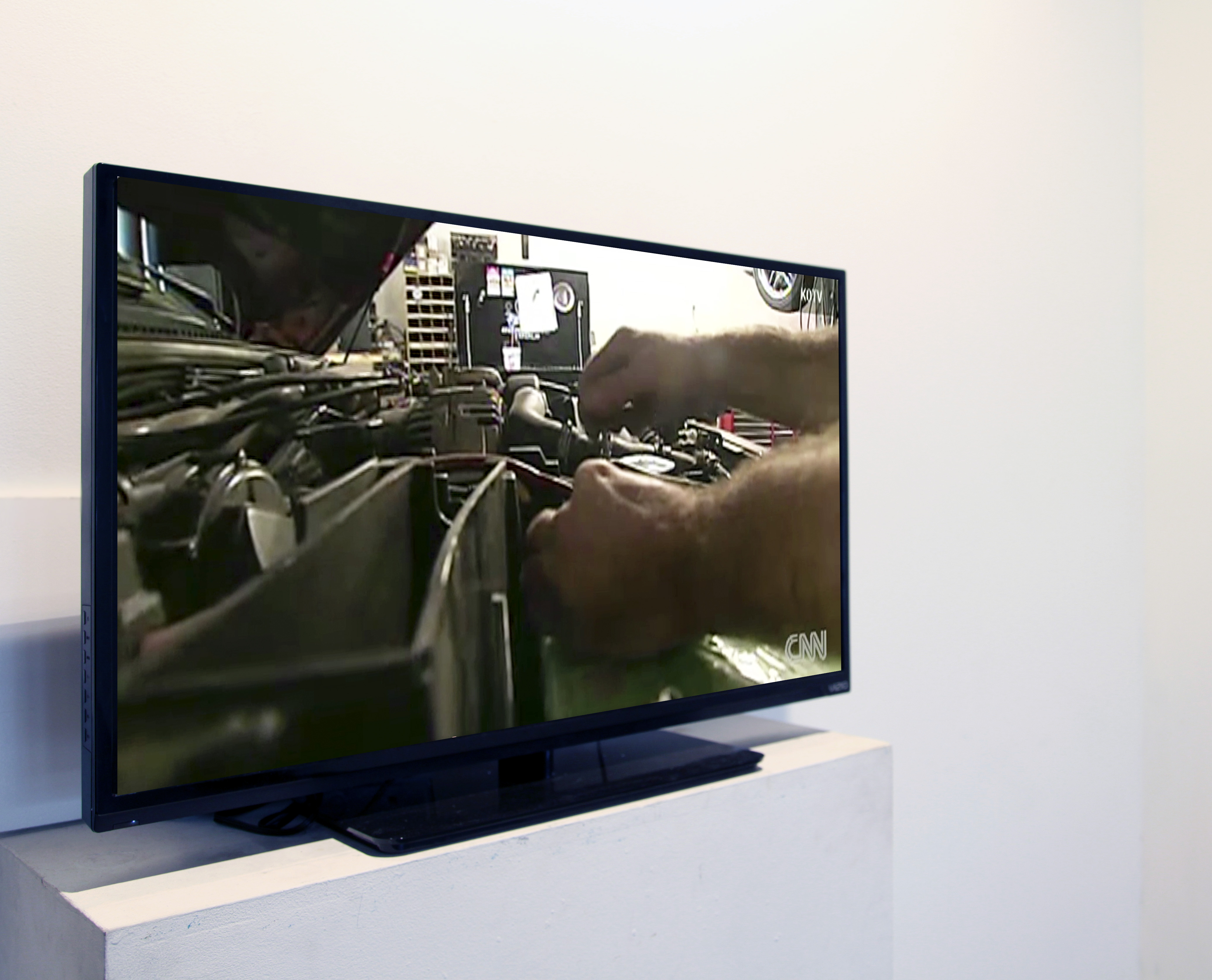  Joel Holmberg, CNN Hands, (3min 55sec, single channel video with sound; click title for video)