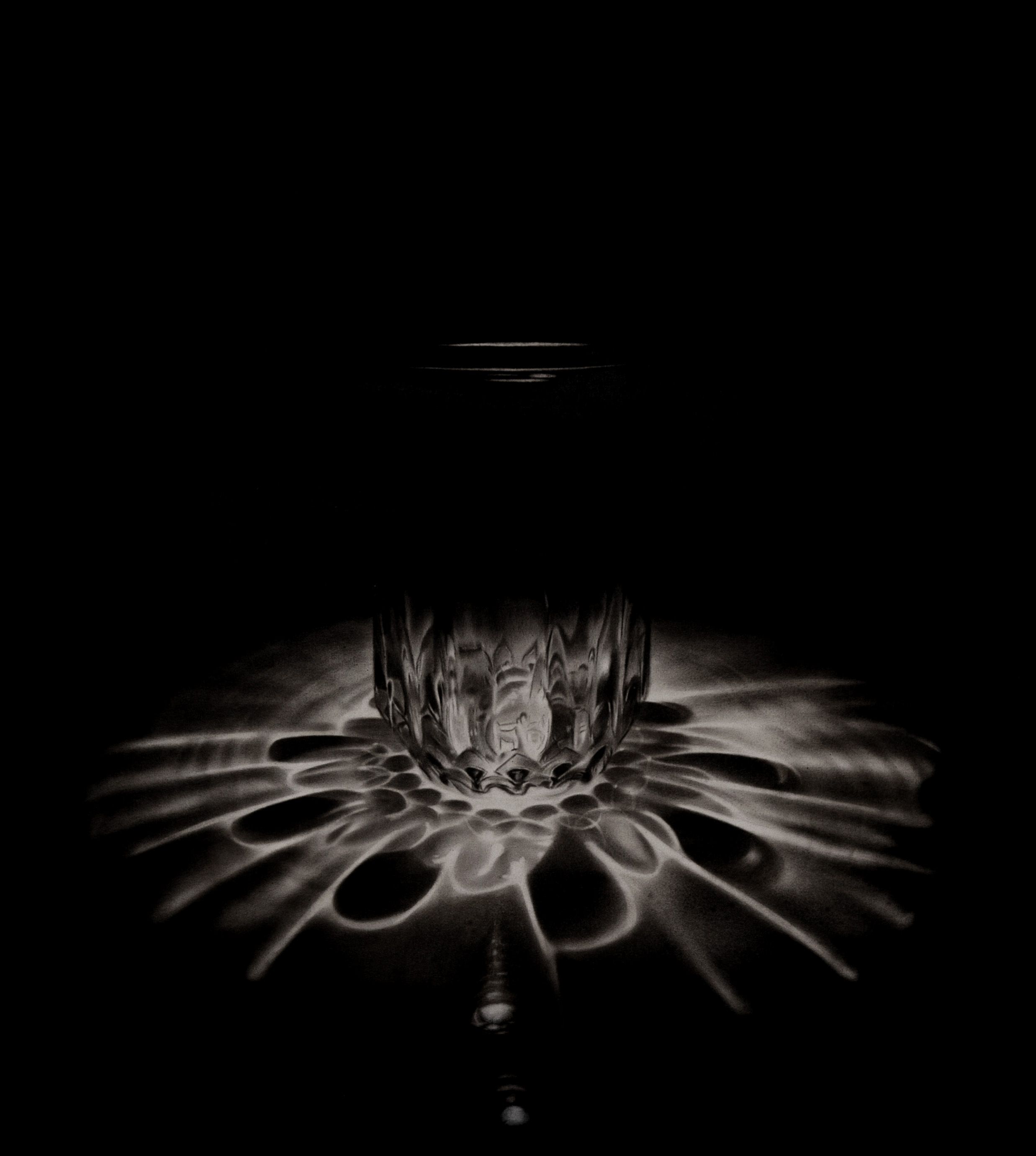 Pursuit of Happyness | 2022 | Charcoal on canvas | 80 x 90 cm