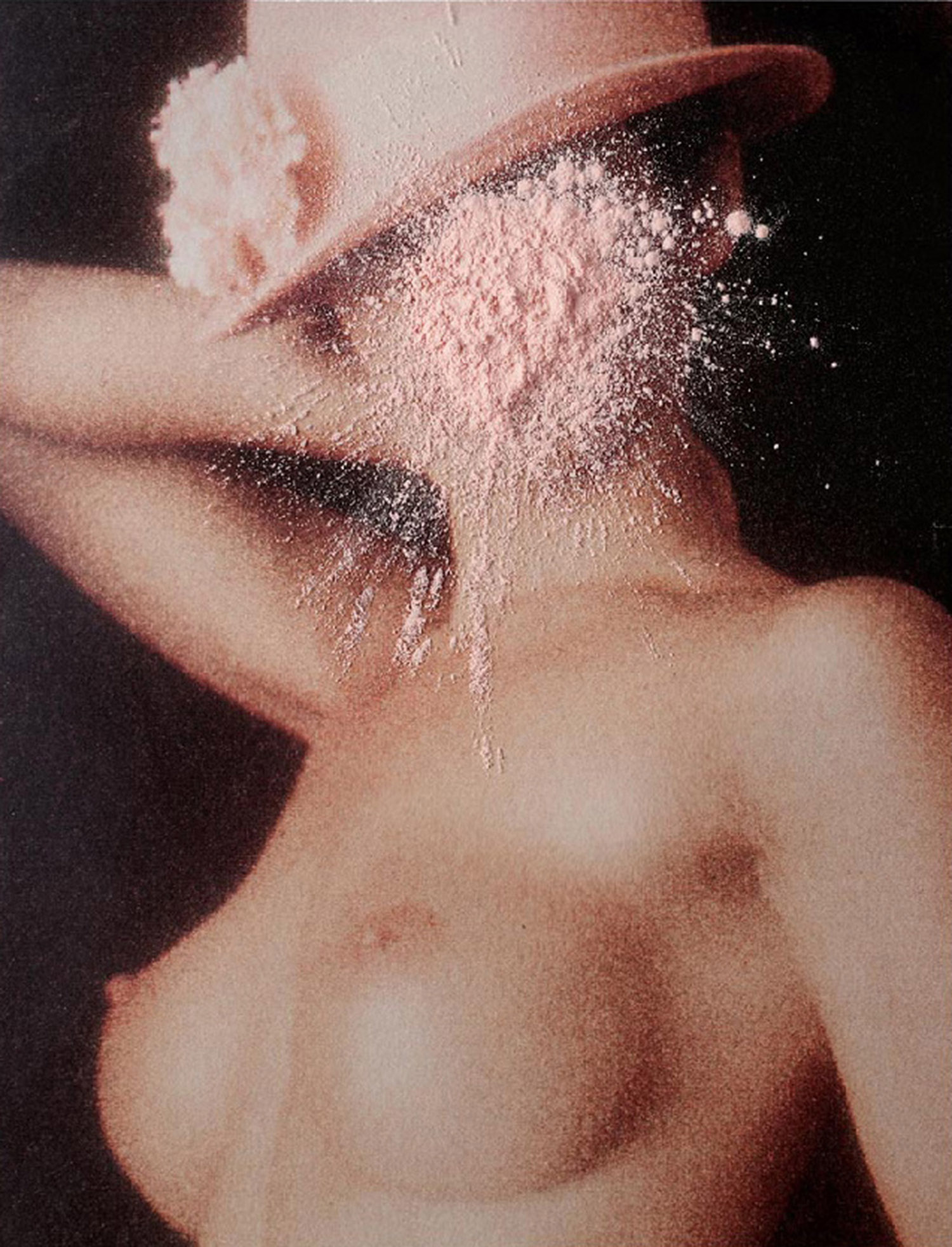 Compelling powder placement for Pan & The Dream styled by KMA Texture Stylist Sara Wacksman