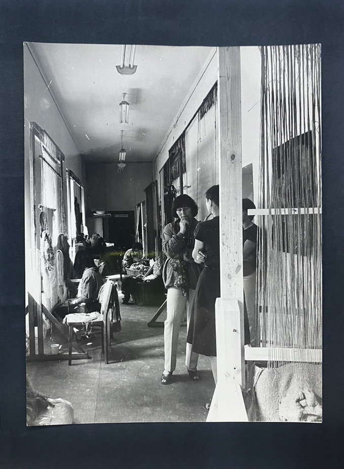 Anna Goebel's private photo archive of Abakanowicz's textile studio at UAP Poznan