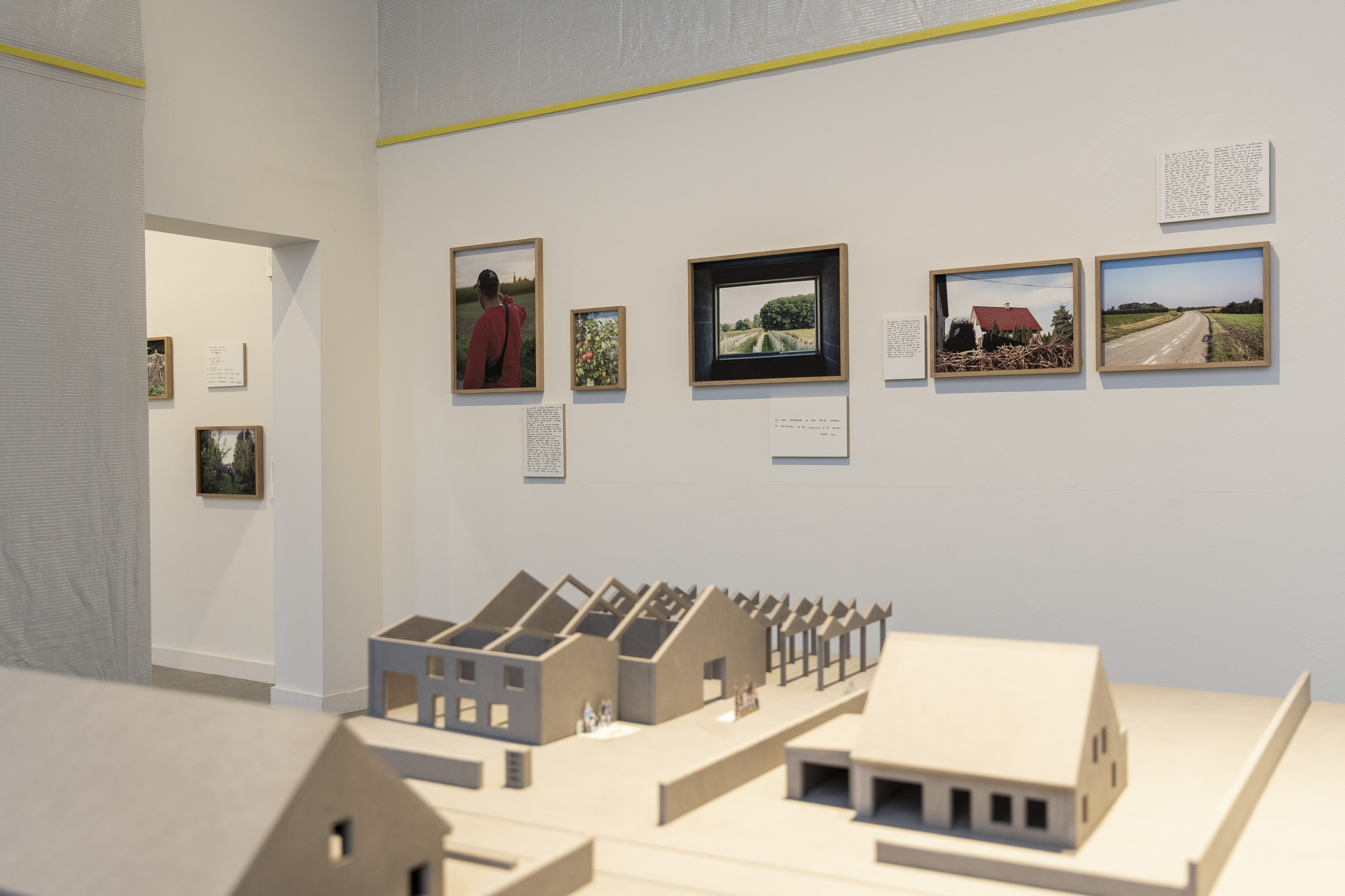 Houses for a Seasonal Neighbourhood