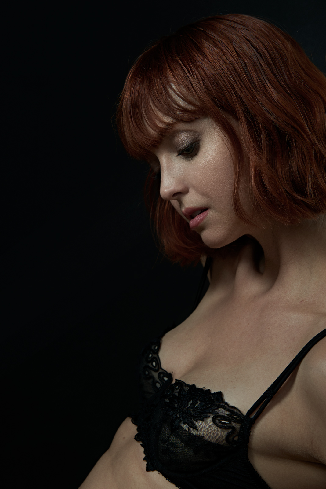 HEATHER FLORA – Contemporary Portraits