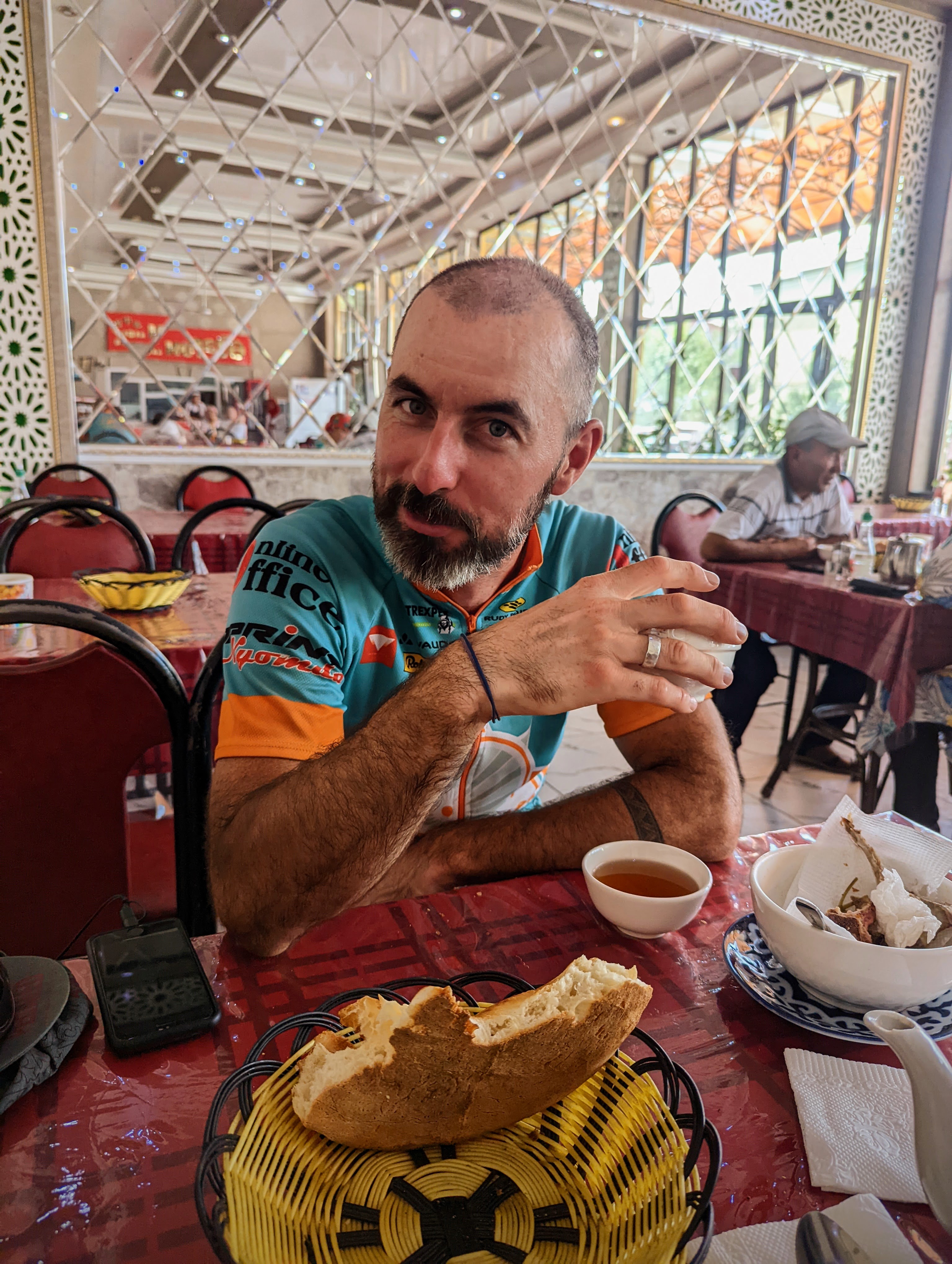 At this point, the race has begun. Bumped into Bali at a corner restaurant and shared a brief meal