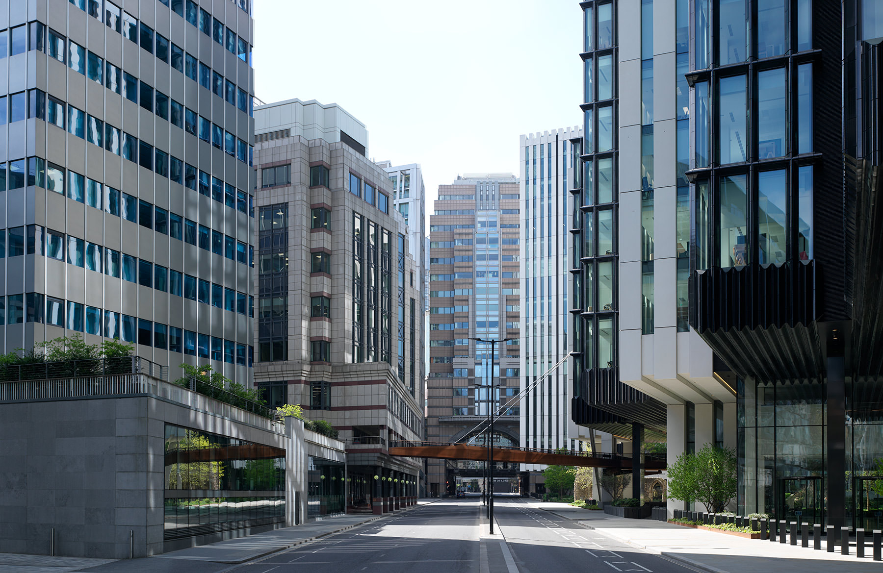 LONDON WALL • LONDON