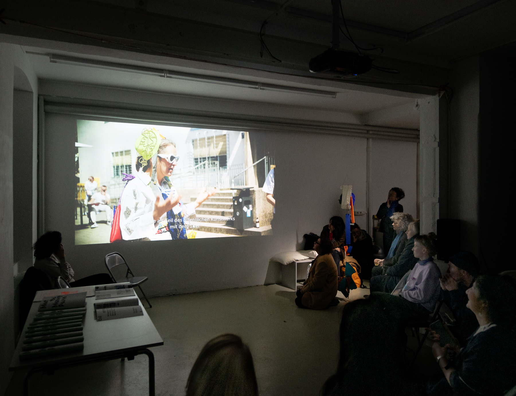 Video screening 'Meet the Memory Person - a performative monument'. Image: Tom Hauzenberger.