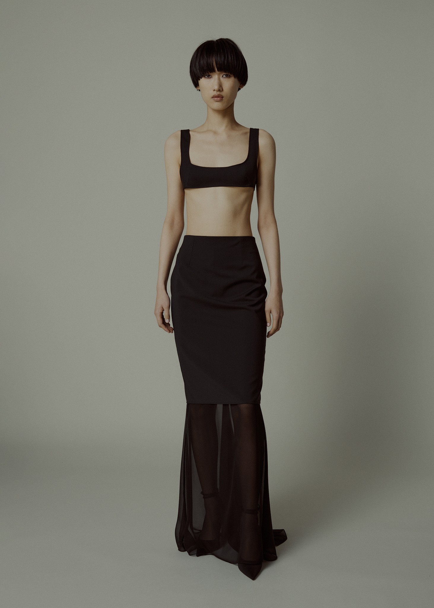 IVY SKIRT IN CREASE-RESISTANT WOOL, NOIR | 900 GBP