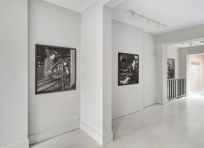 Installation View Craigie Horsfield: Workers 2015 Photo: Alex Delfanne