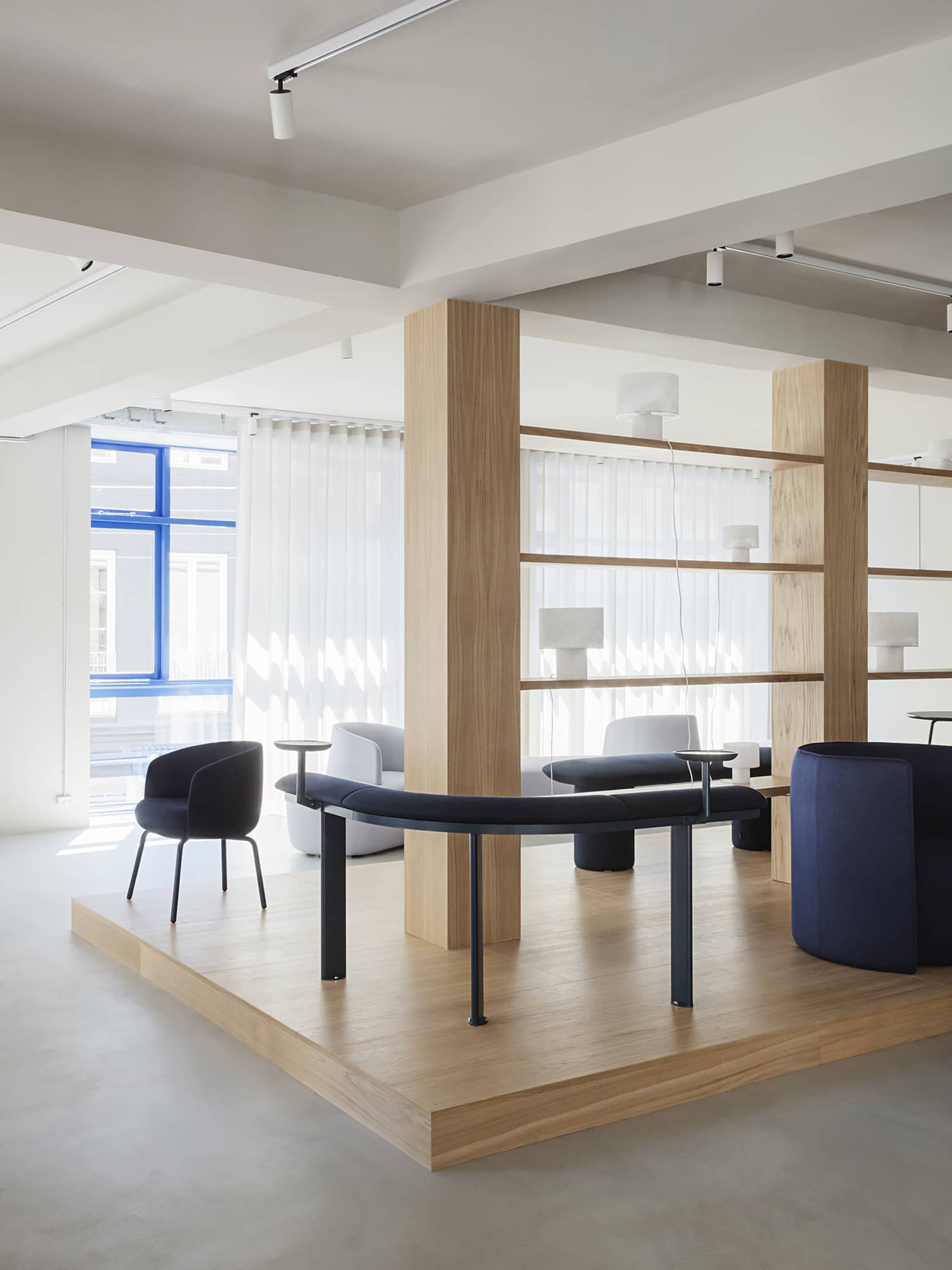 +HALLE SHOWROOMInterior concept and furnishing. Photo: Rasmus Dengsø