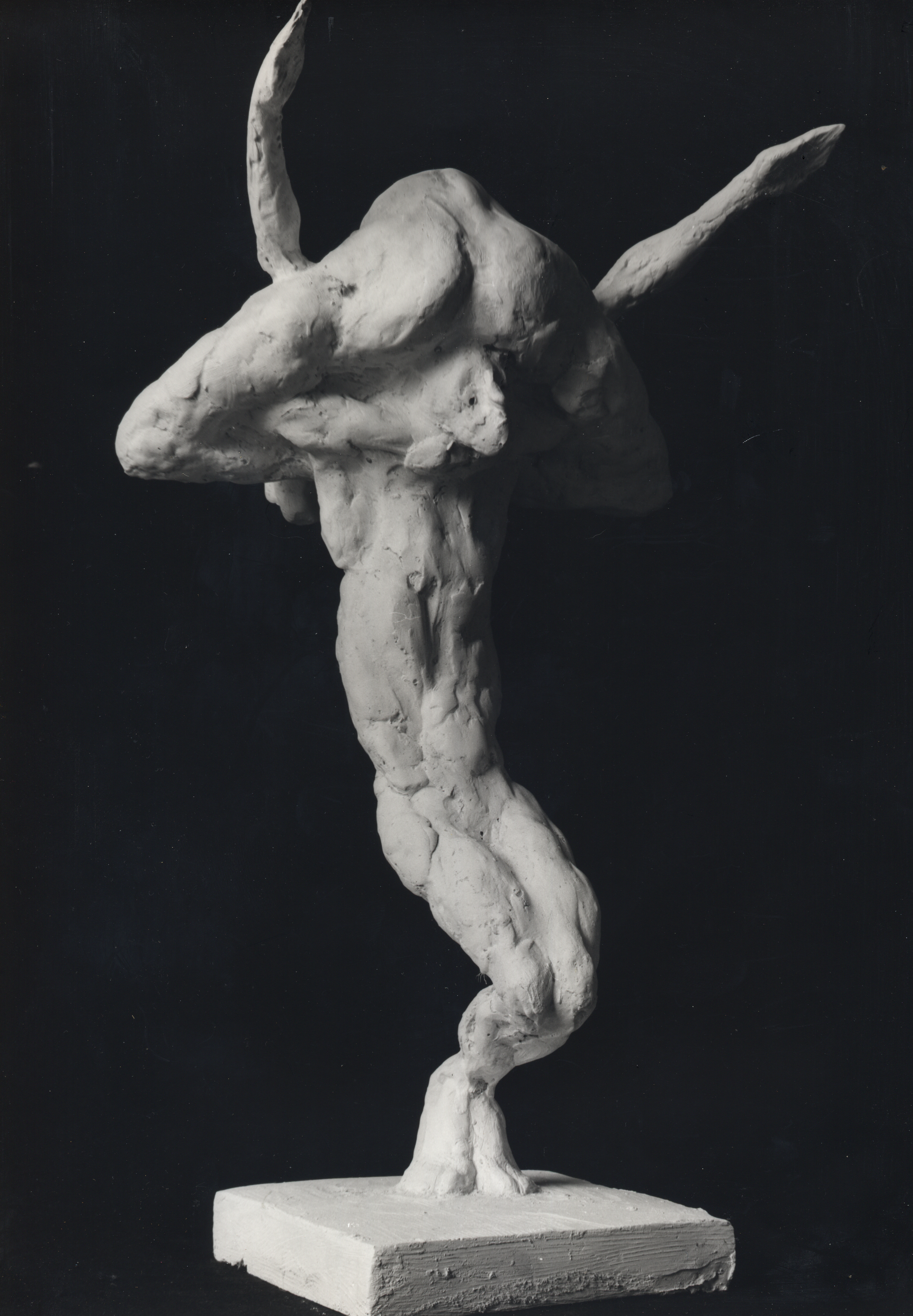 13- plâtre, 38x23x20cm