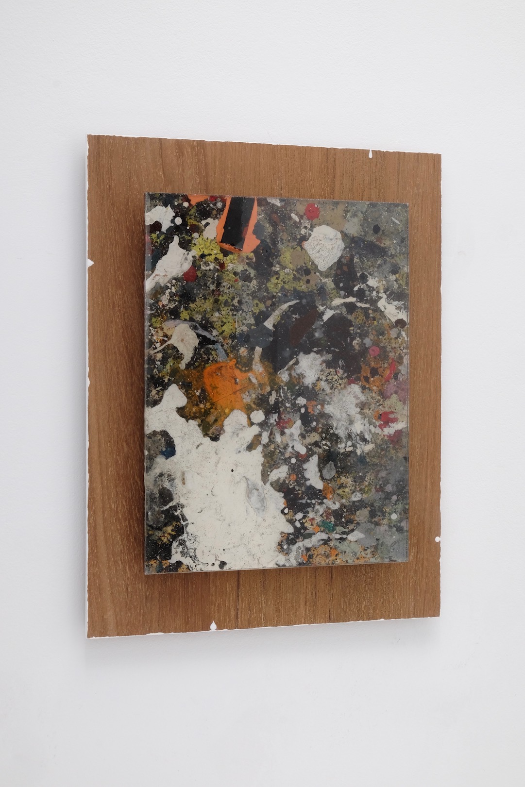 Untitled 2019, acrylic, alkyd and epoxy resin on (merbau) panel, 35 x 27 cm