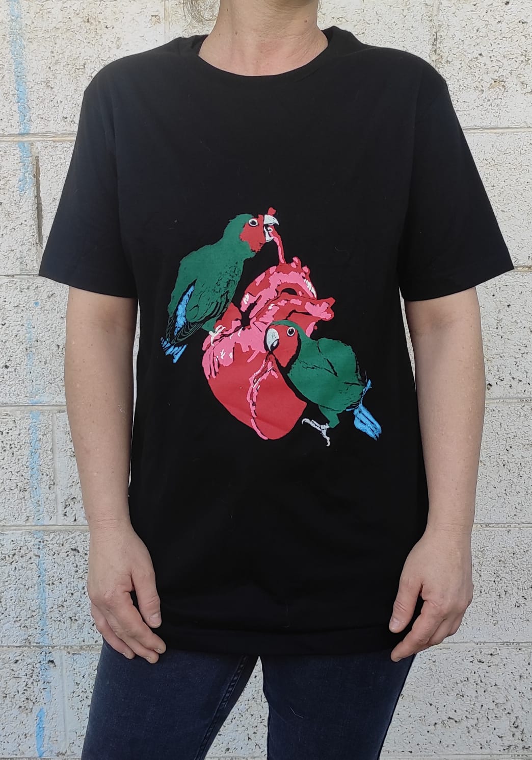 t shirt love birds eating a heart