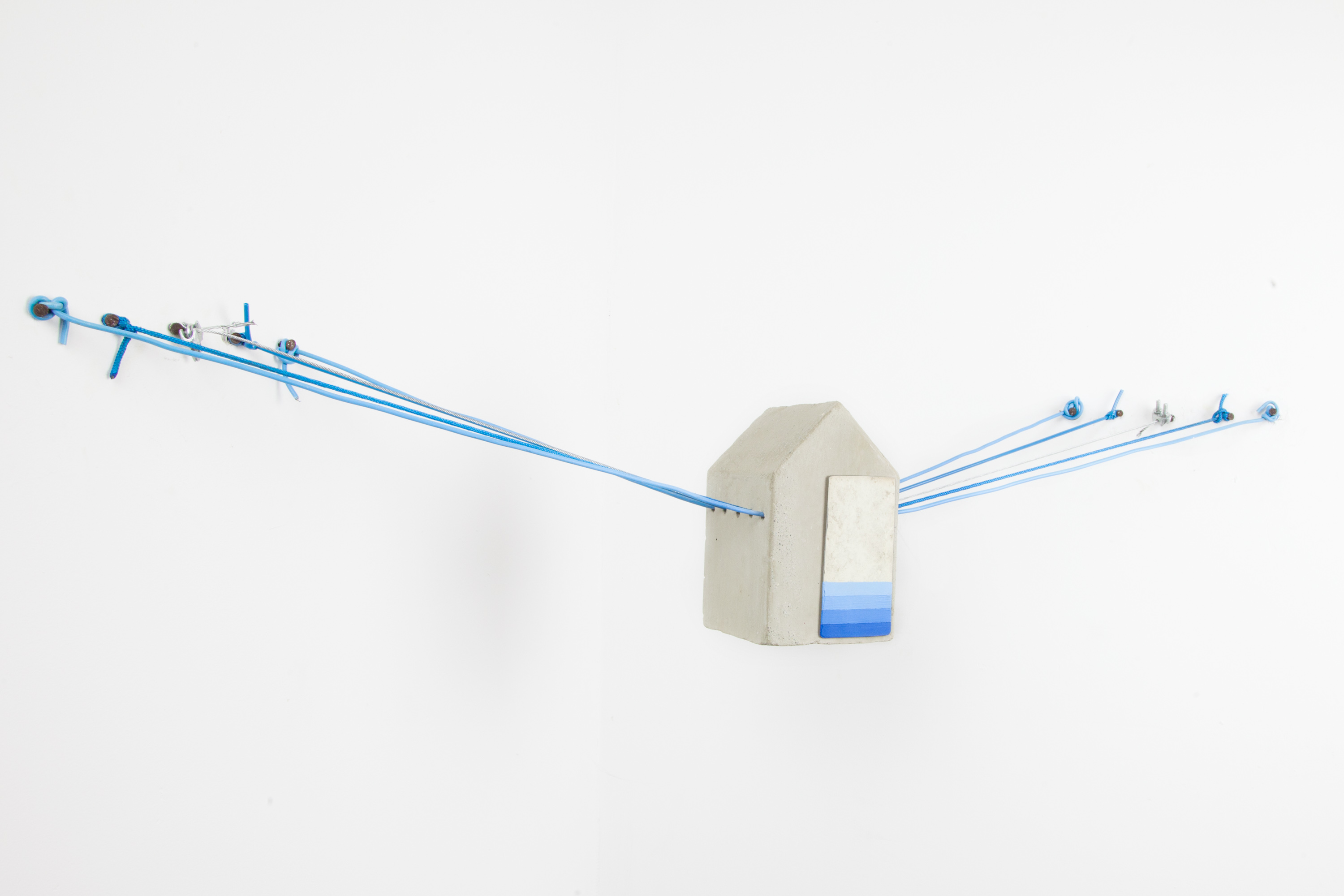 COUNTER-SPELLConcrete, iron, acrylic paint, rope, wire, hose and steel cable. 16 x 40 x 10 cm. 2020