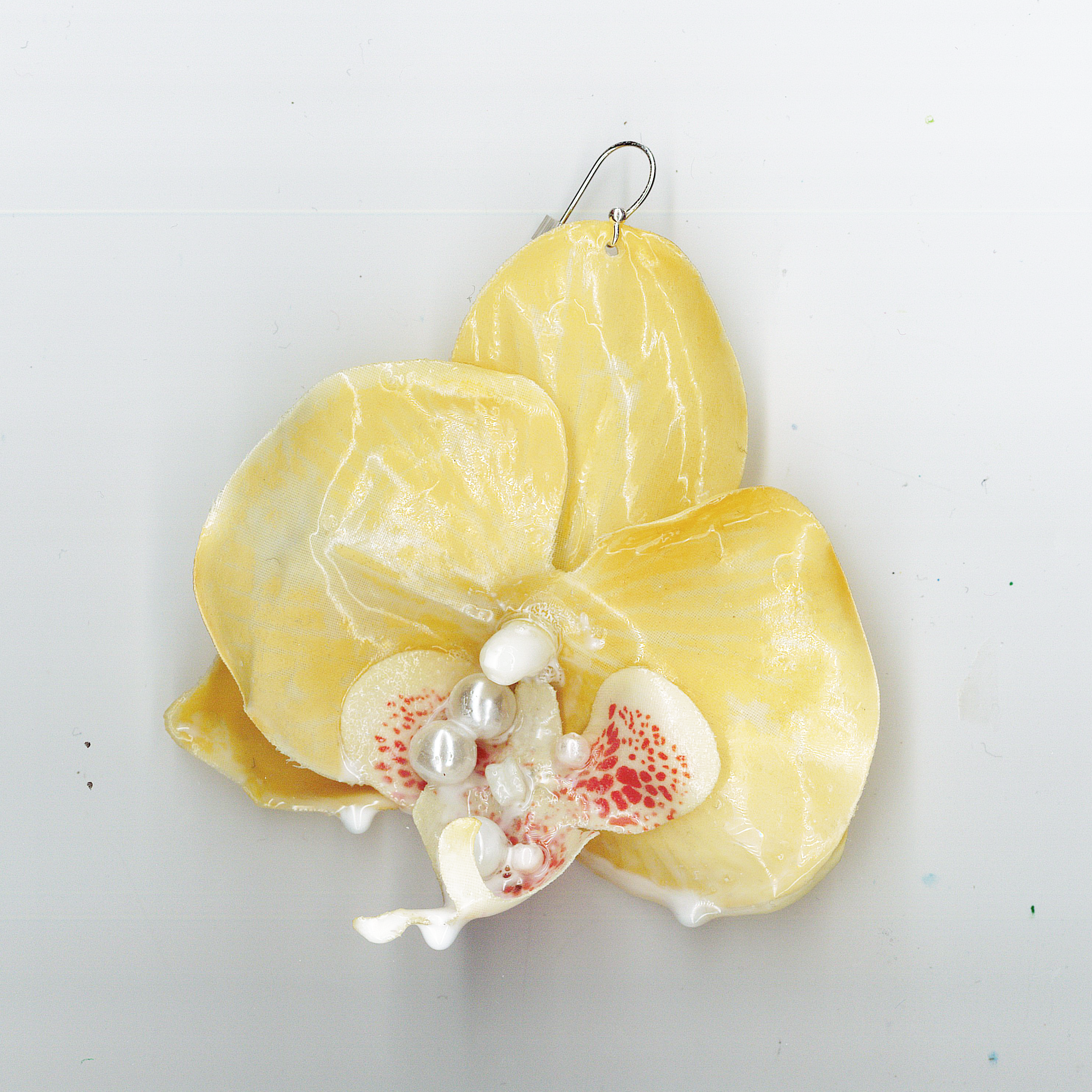 0061-02 MILKY EARRING | 210 sek/pc