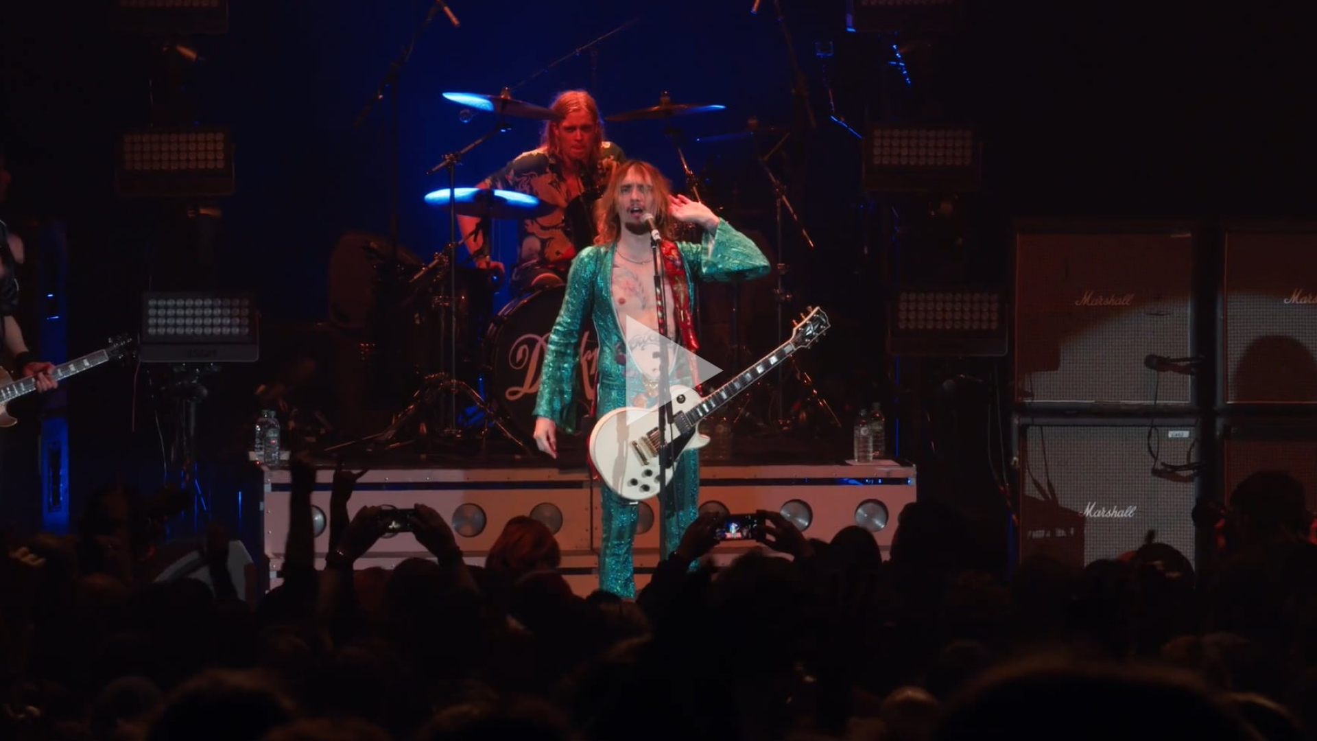 WELCOME TO THE DARKNESS