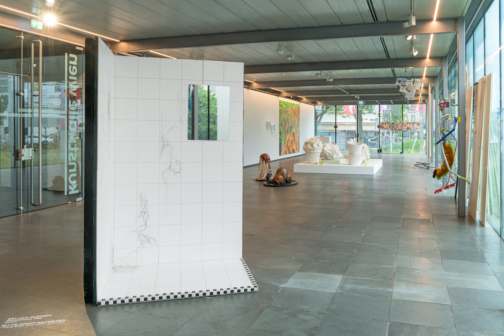 Ausstellungsansicht: Come as You Are. Preis der Kunsthalle Wien 2023, Kunsthalle Wien 2024, Foto: Klaus Pichler.
