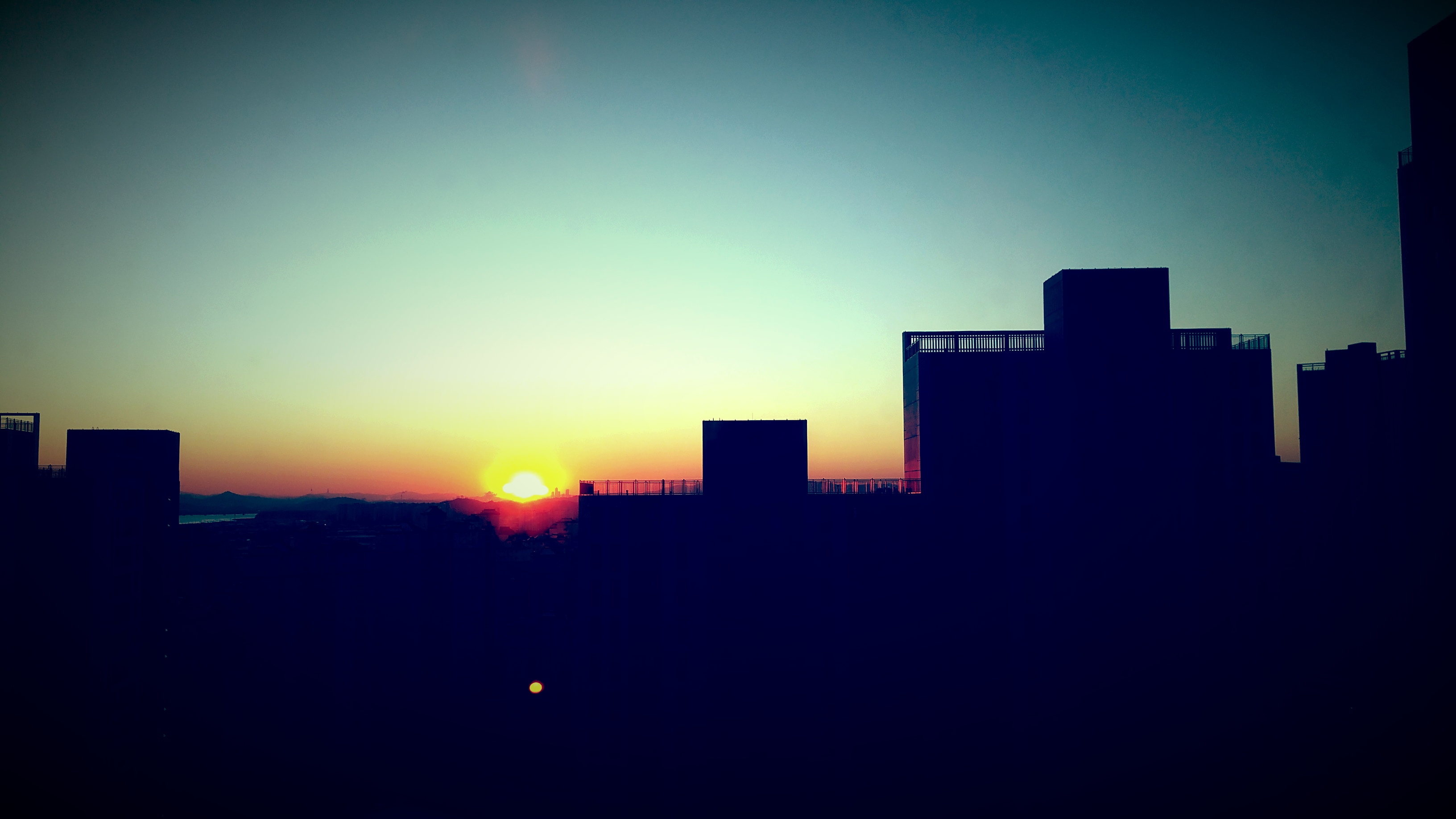 파란노을 (Parannoul)