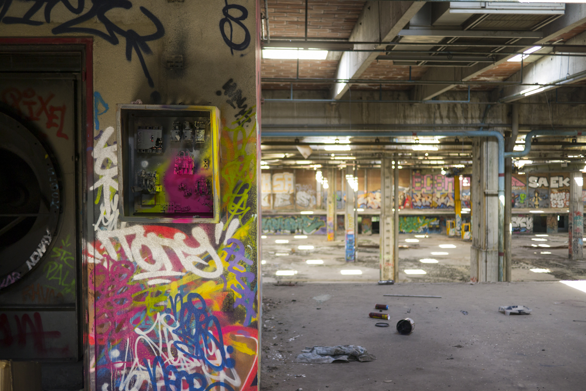 saint-denis | view of an electrical box ("tony")