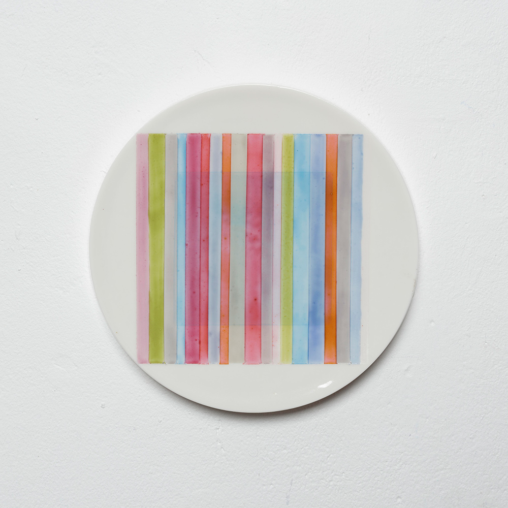 Nr.9A, 2020, painted porcelain, Ø 21 cm
